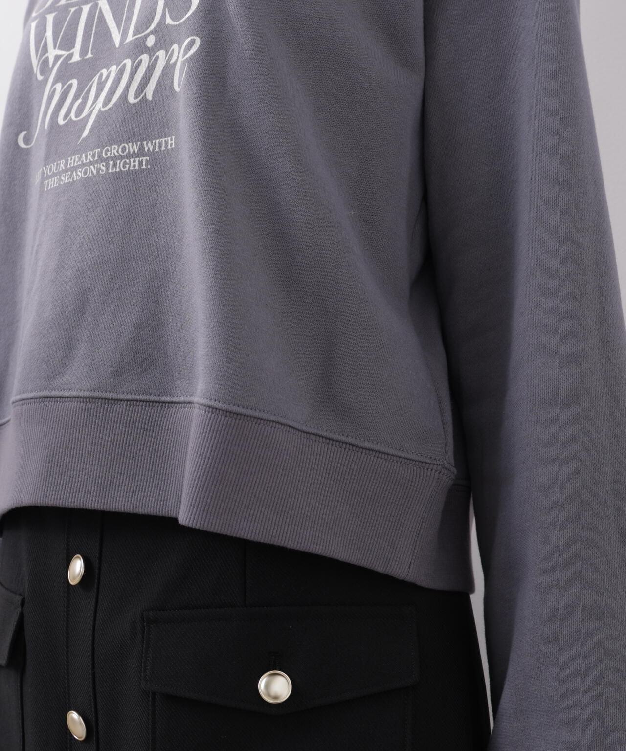 <ウォッシャブル>〈a/mie〉ラグランロゴトップス