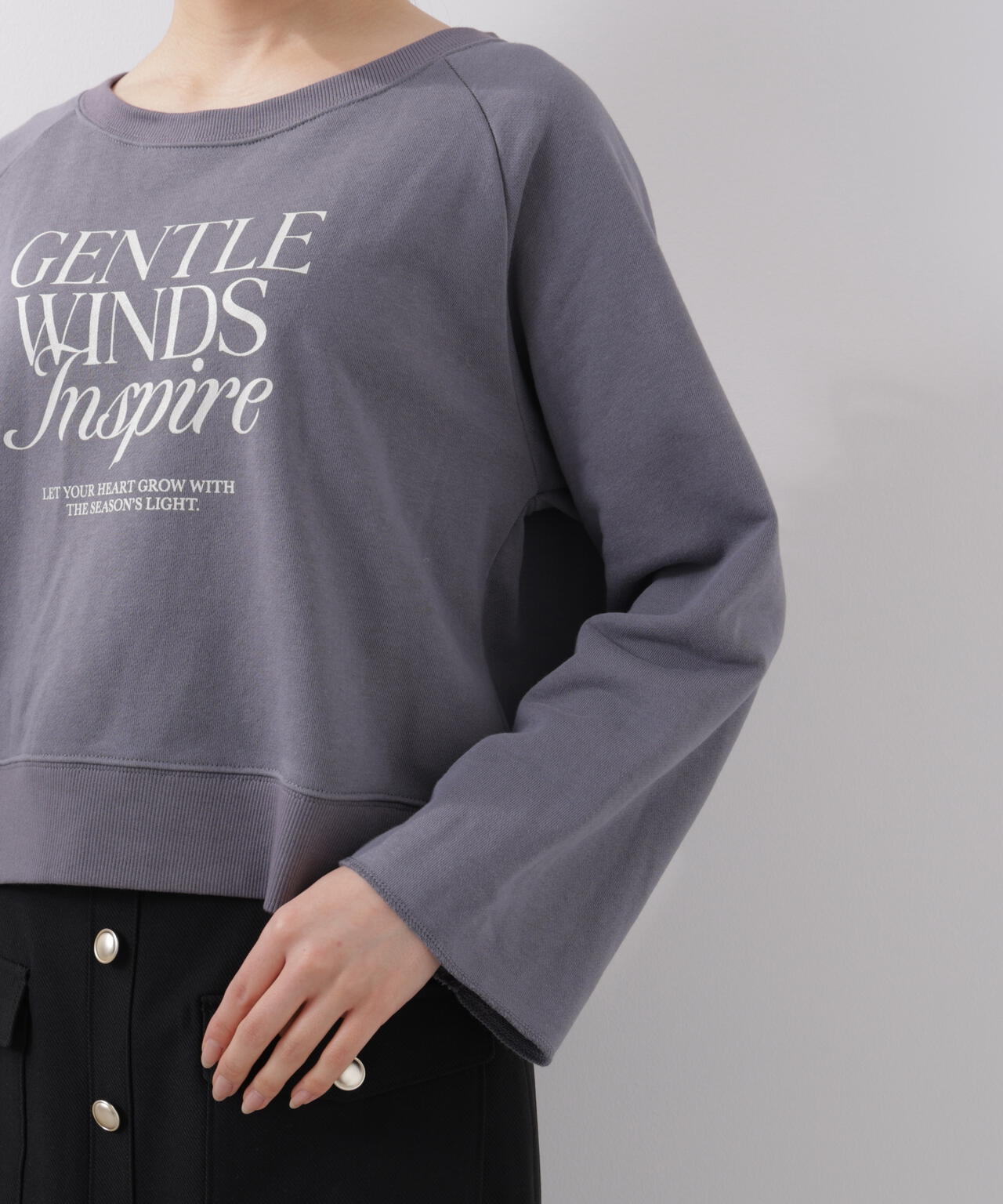 <ウォッシャブル>〈a/mie〉ラグランロゴトップス