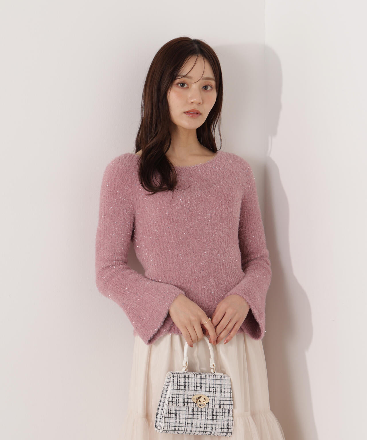 ラメフェザーボートネックニット