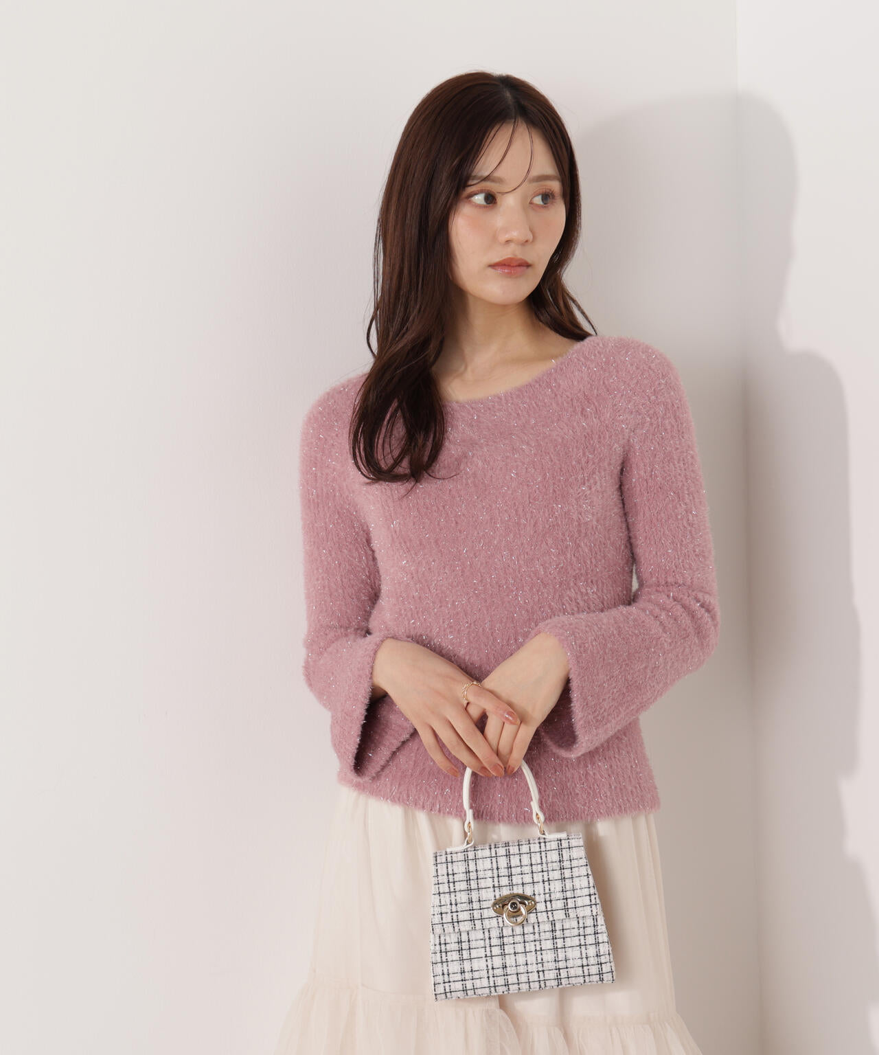 ラメフェザーボートネックニット