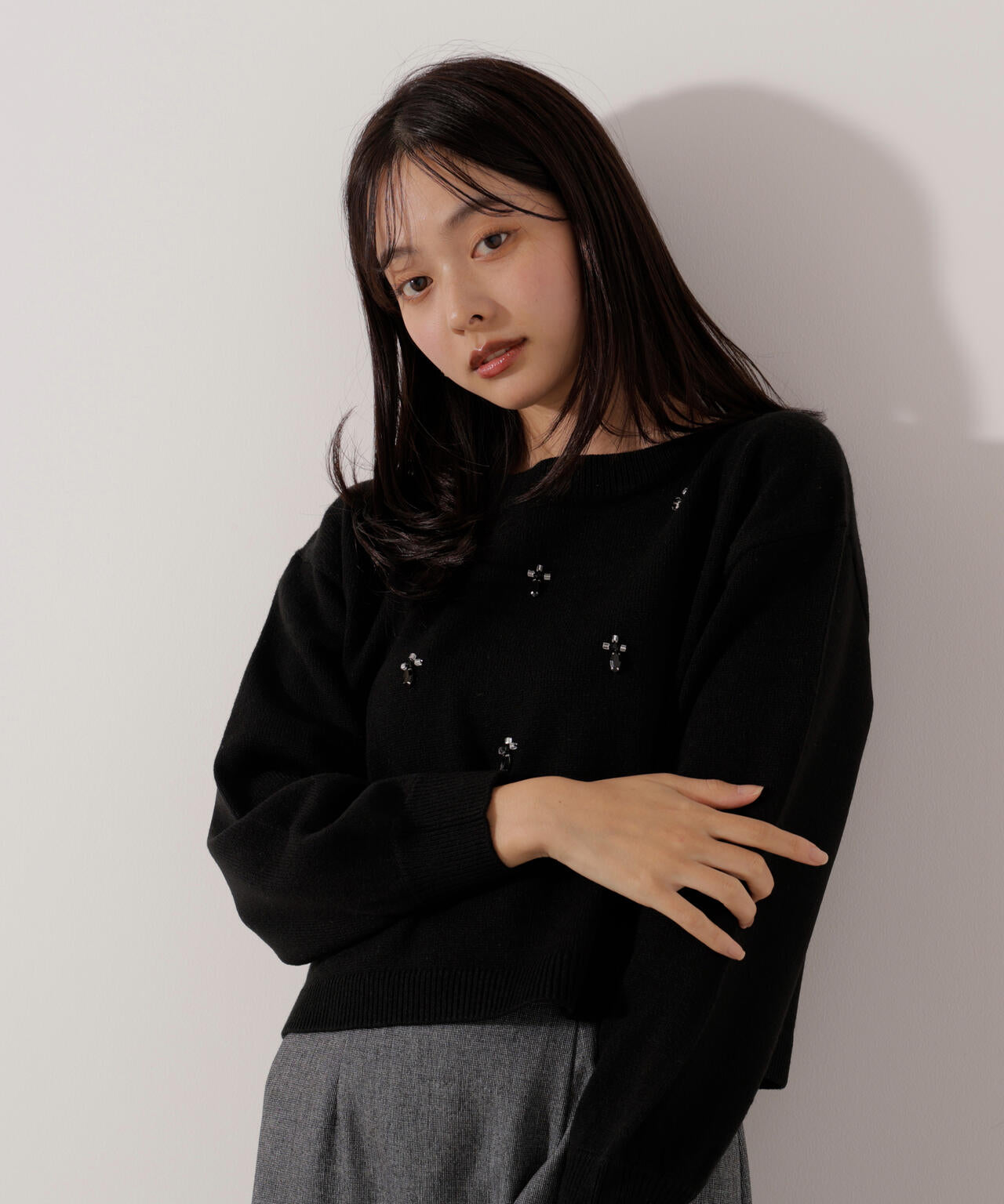 ビジュー付きボックスニット