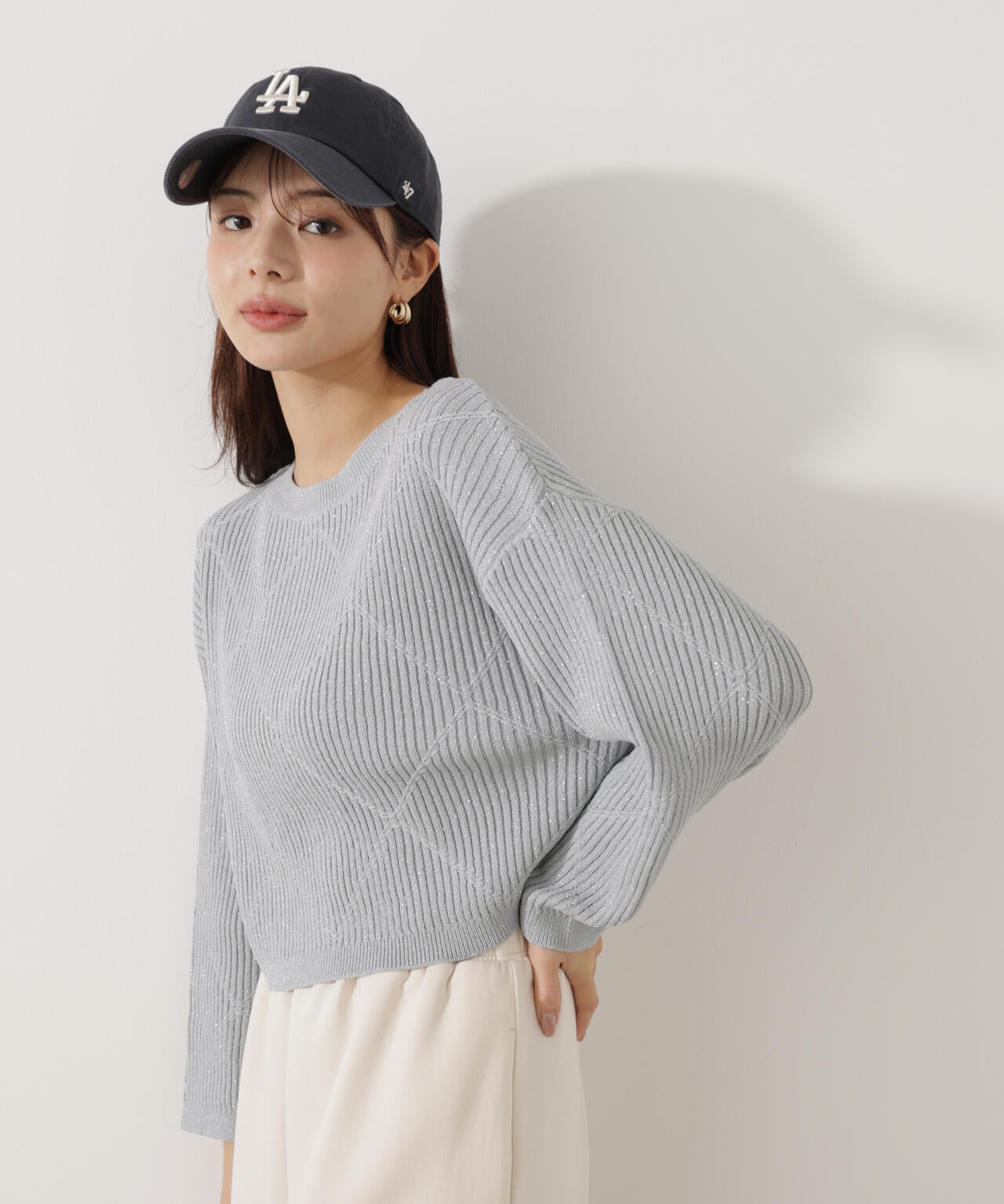 ラメ入りアイレットボクシーニット