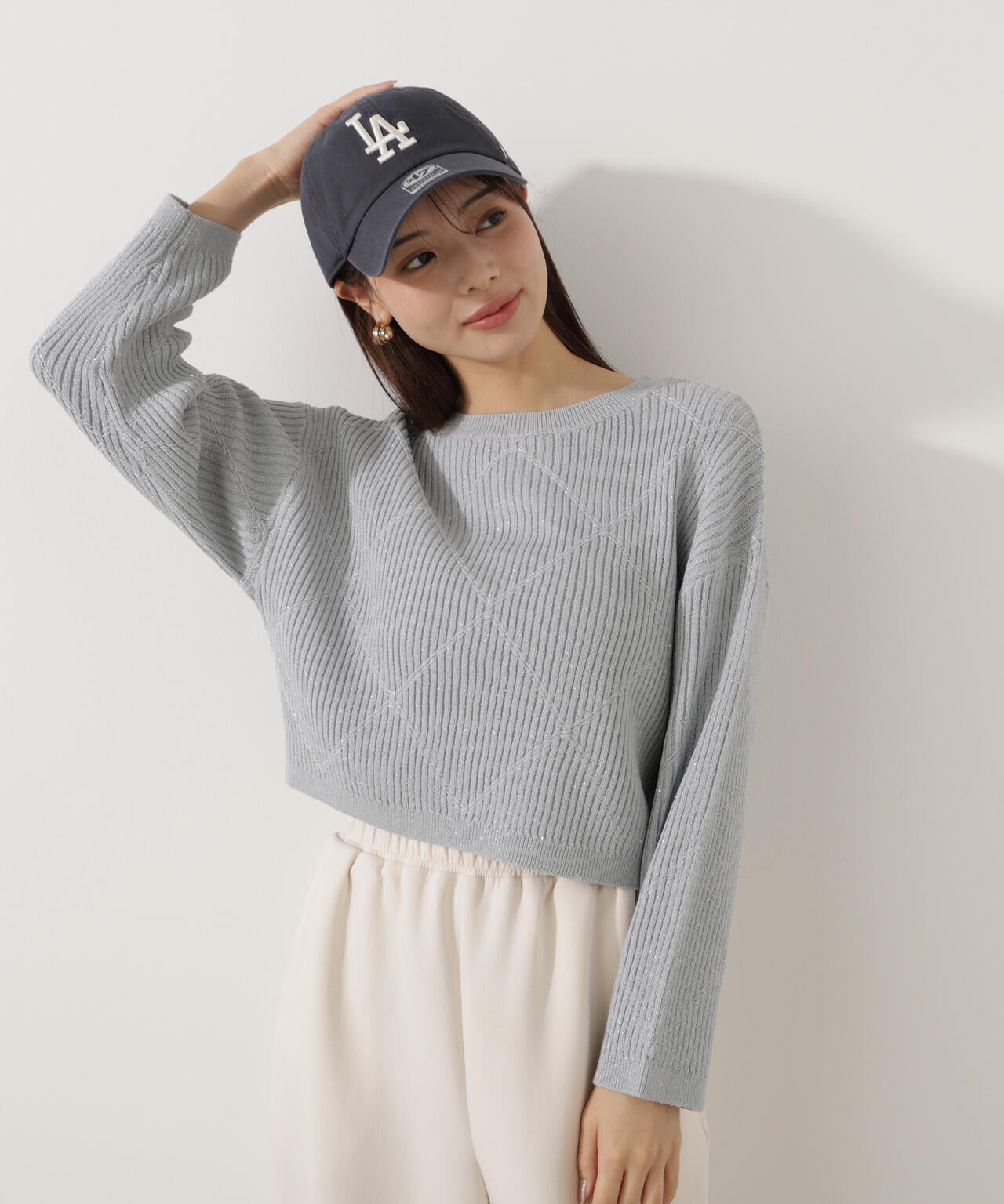 ラメ入りアイレットボクシーニット