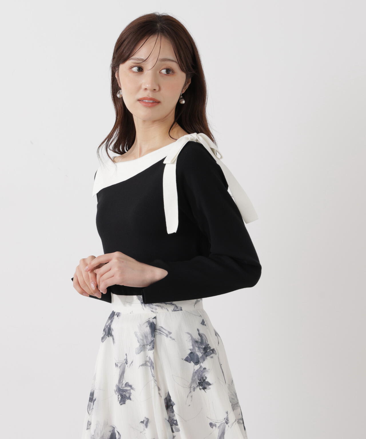 <ウォッシャブル/UV>サイドリボン総針ニット【ブルー:official site・有楽町マルイ限定】