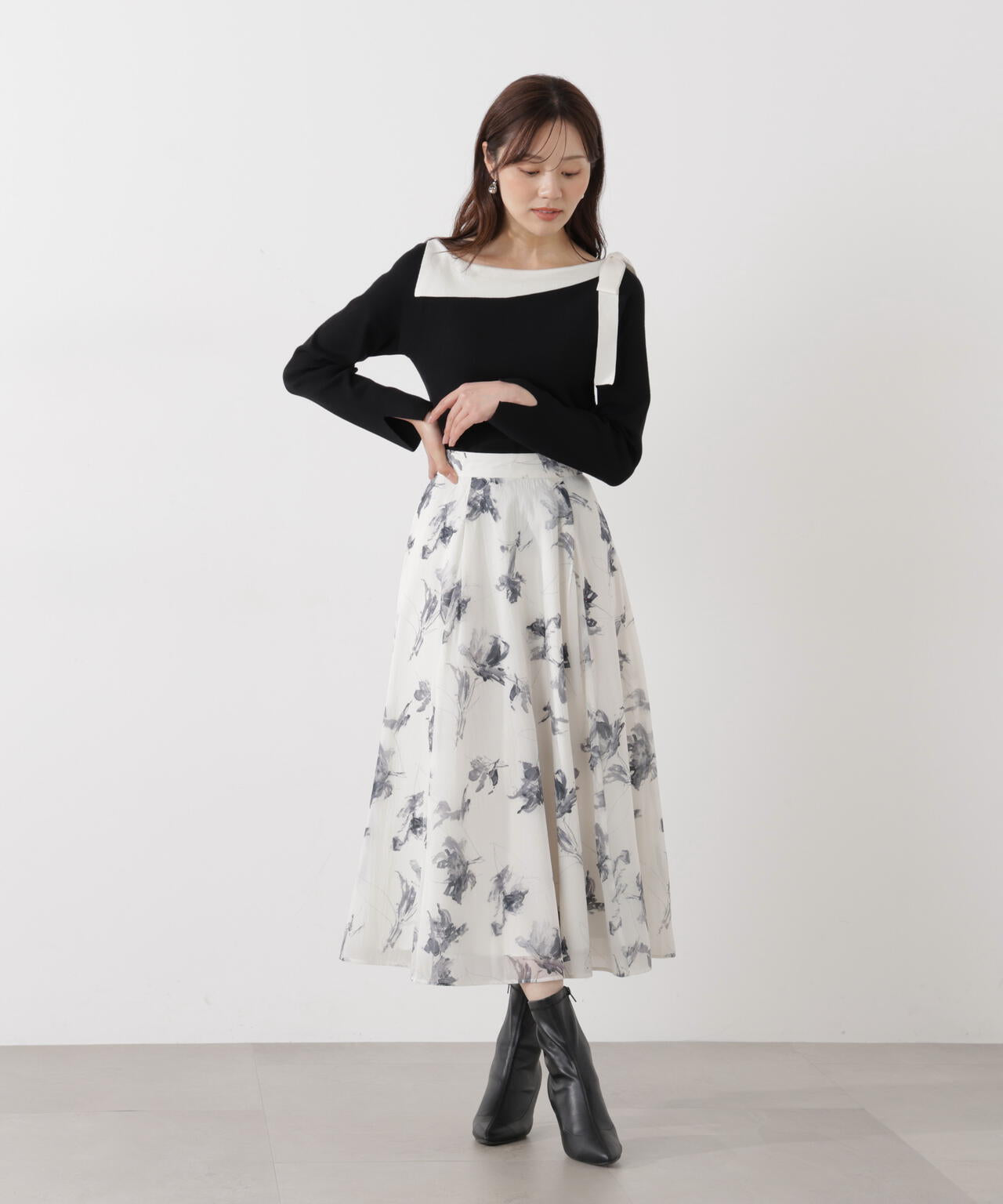 サイドリボン総針ニット【ブルー:official site・有楽町マルイ限定】