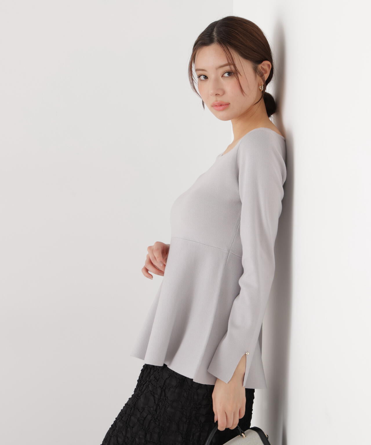 <ウォッシャブル/UV>ペプラムベーシックニット【ブルー:official site・ZOZOTOWN・一部店舗限定】
