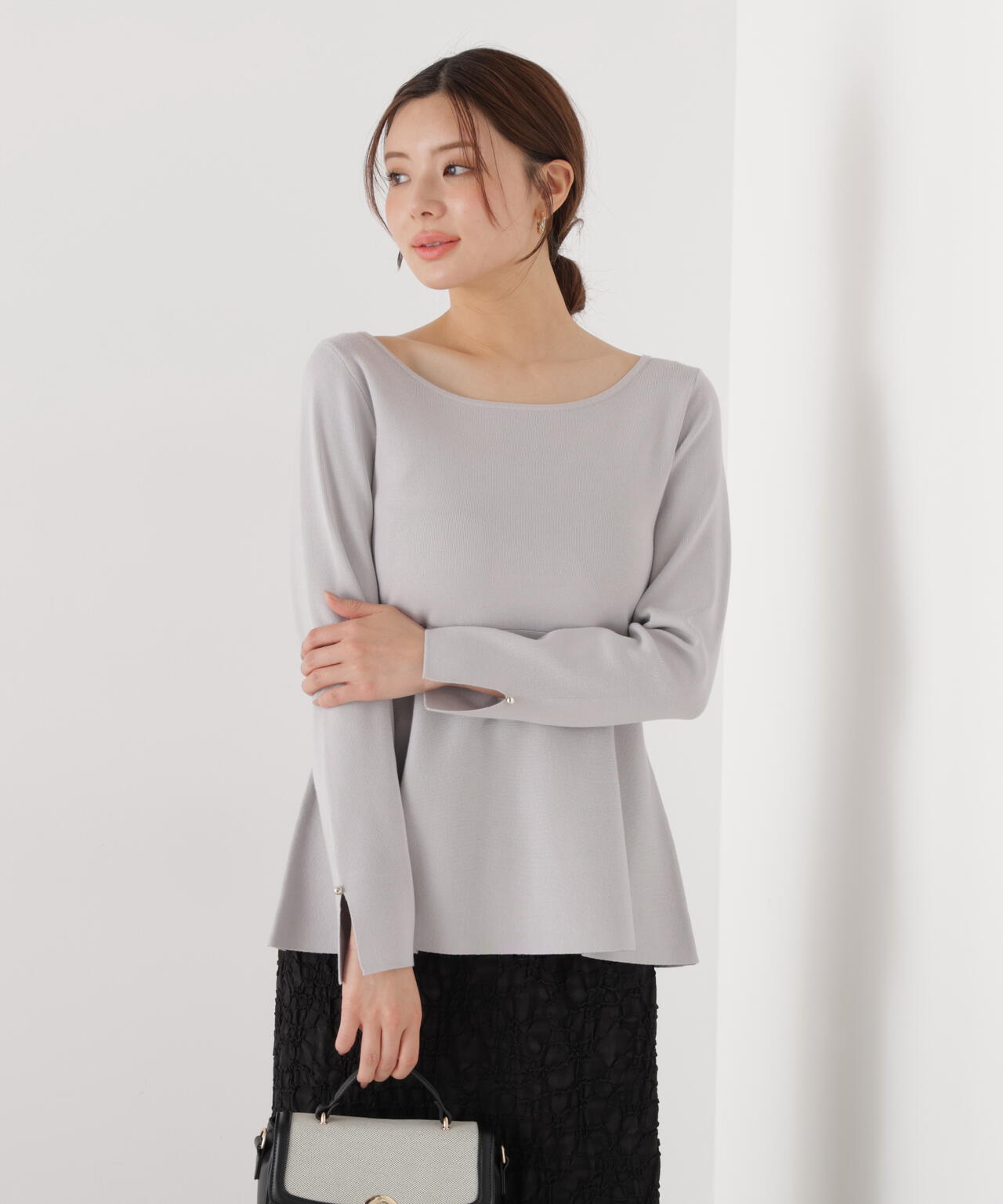 <ウォッシャブル/UV>ペプラムベーシックニット【ブルー:official site・ZOZOTOWN・一部店舗限定】