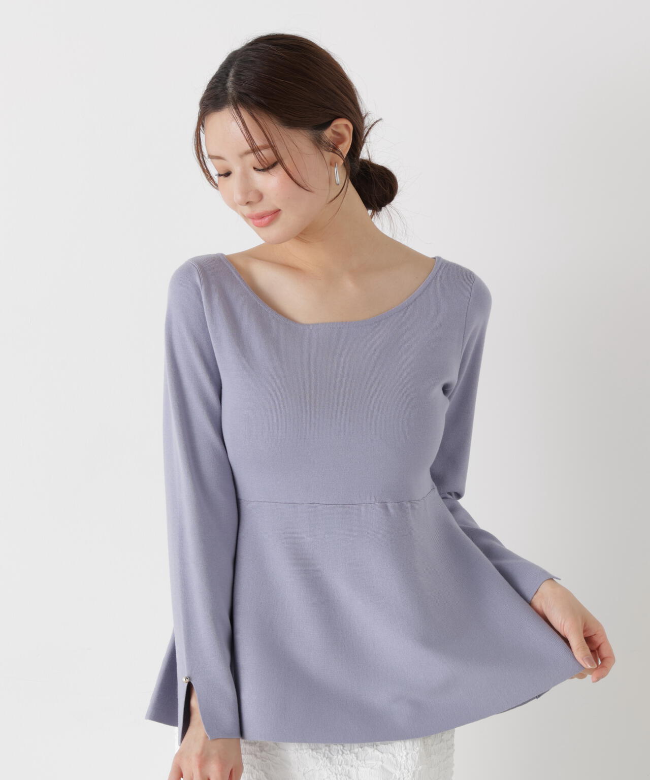 <ウォッシャブル/UV>ペプラムベーシックニット【ブルー:official site・ZOZOTOWN・一部店舗限定】