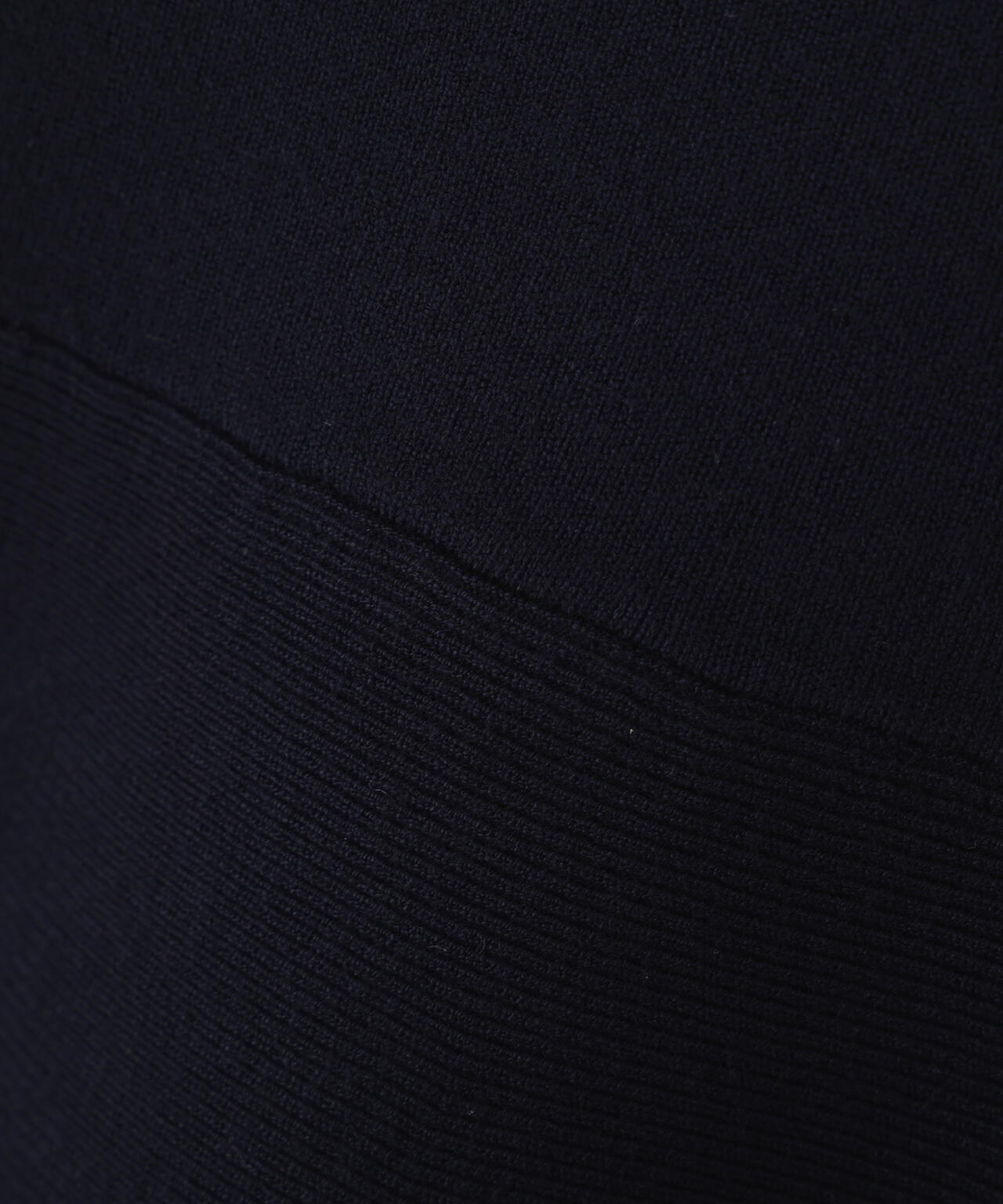 <ウォッシャブル/UV>ペプラムベーシックニット【ブルー:official site・ZOZOTOWN・一部店舗限定】