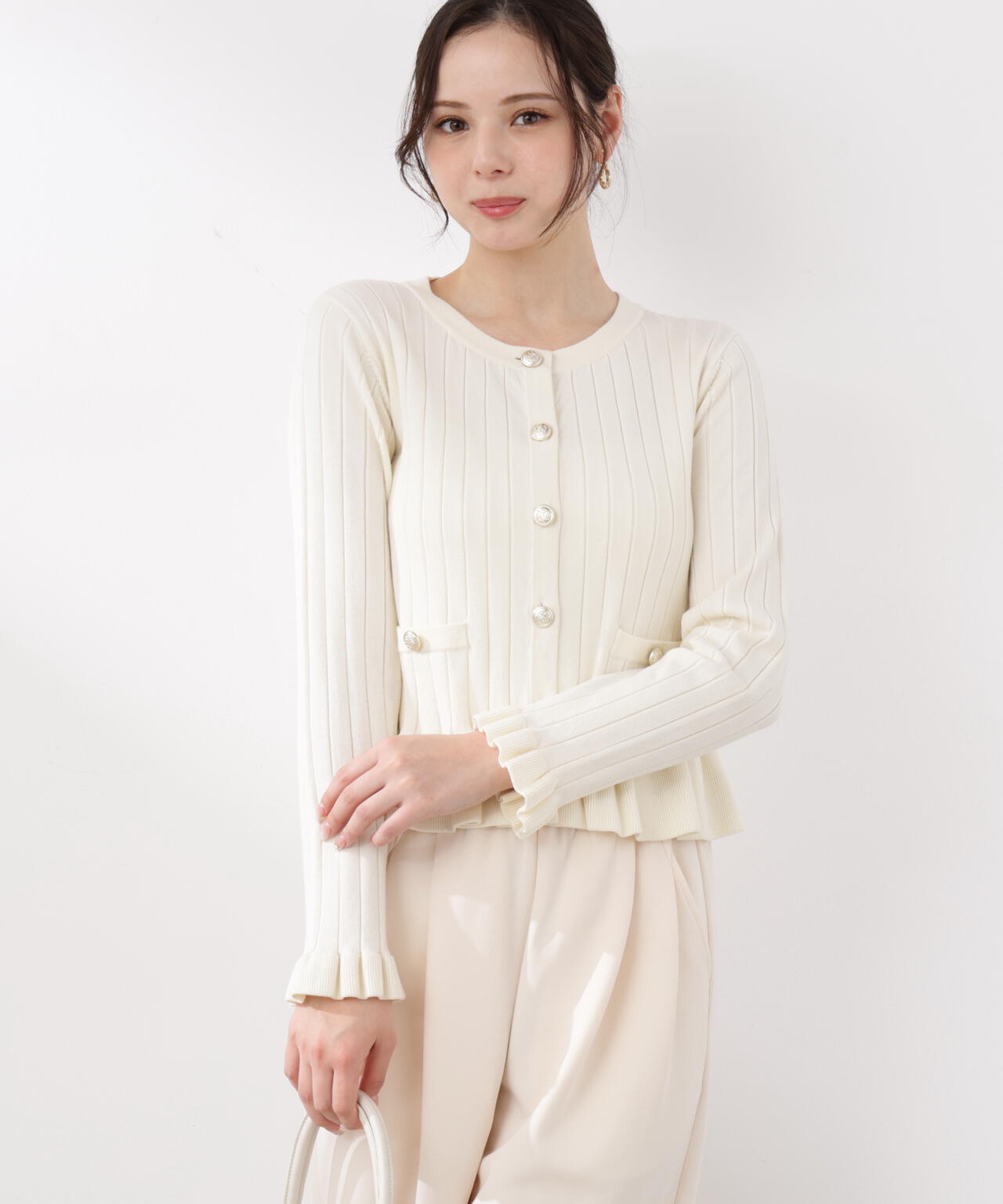 <ウォッシャブル/UV>ボタン付きペプラムニット【ラベンダー:official site・一部店舗限定】