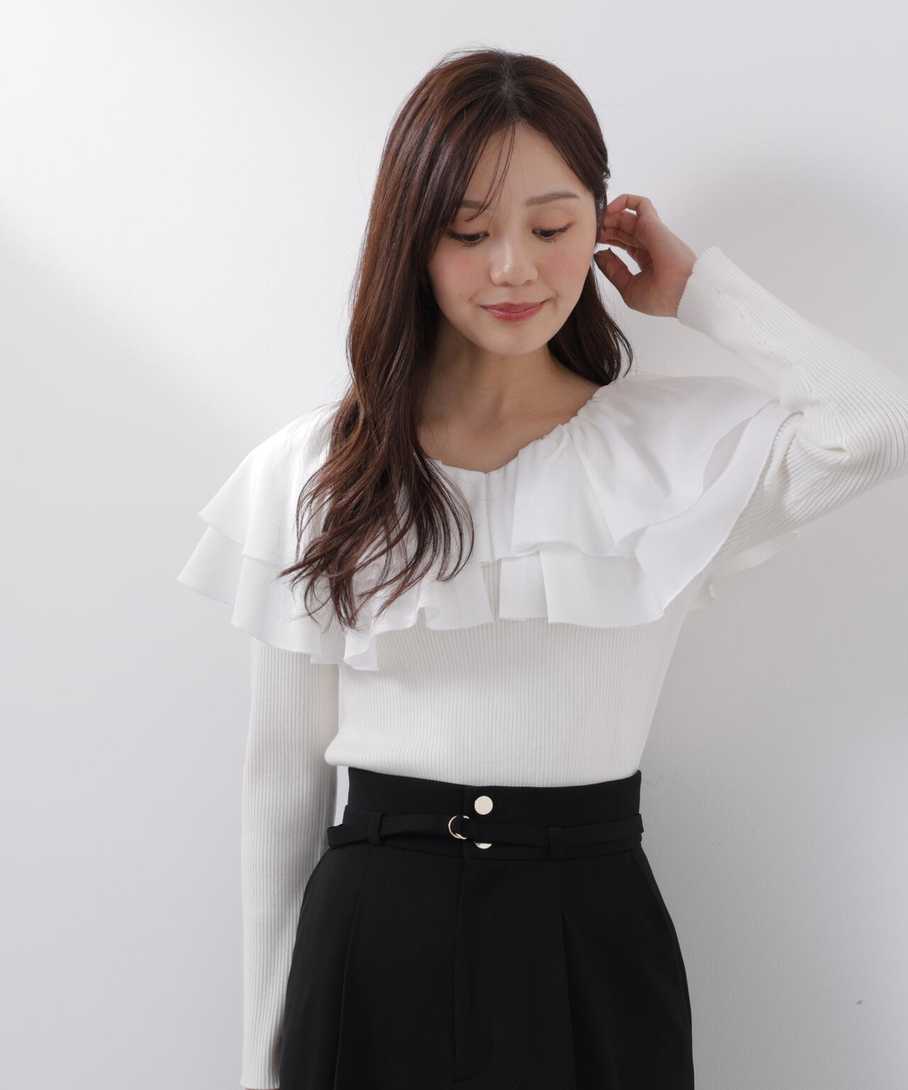 ボリュームラッフルニット【ピンク×ピンク:official site・一部店舗限定】