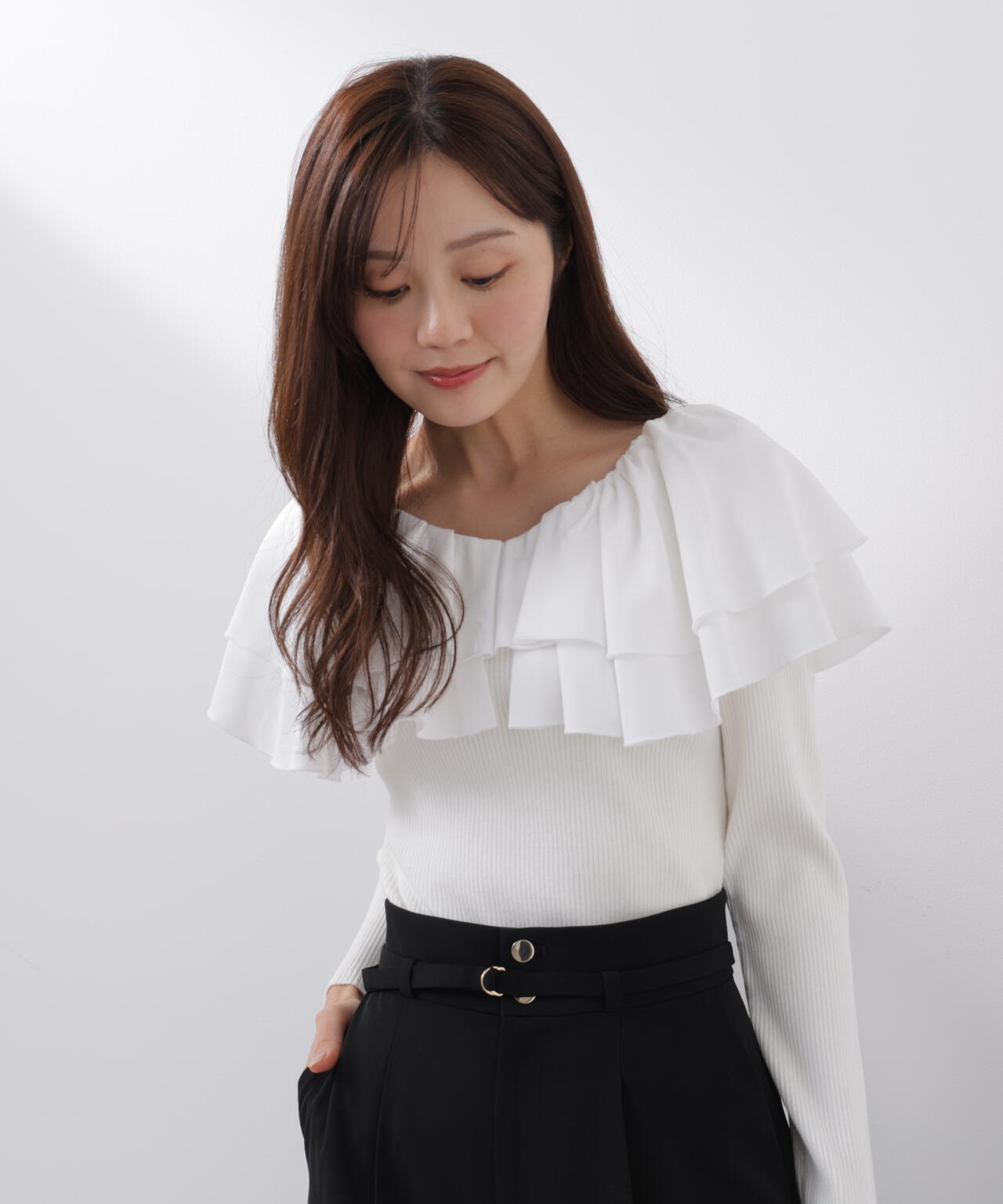 ボリュームラッフルニット【ピンク×ピンク:official site・一部店舗限定】