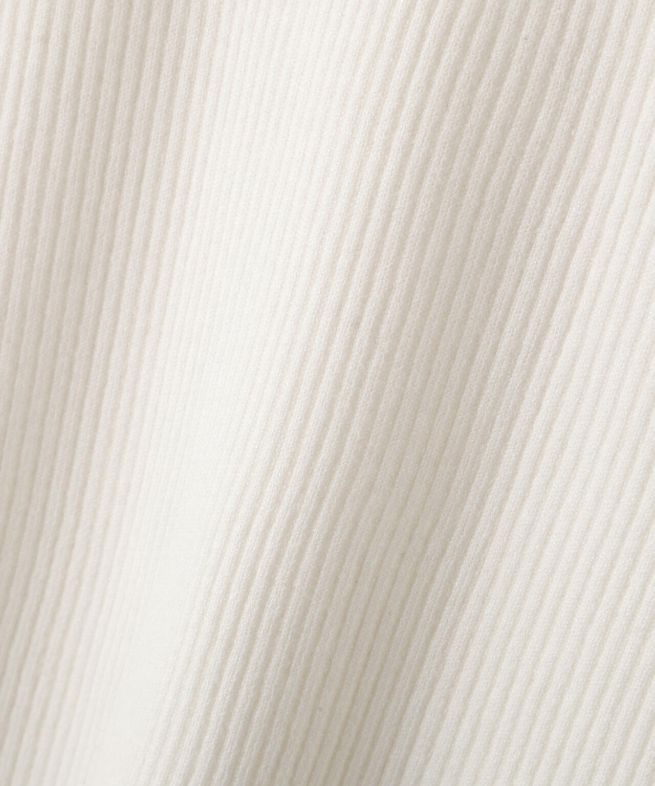 ボリュームラッフルニット【ピンク×ピンク:official site・一部店舗限定】