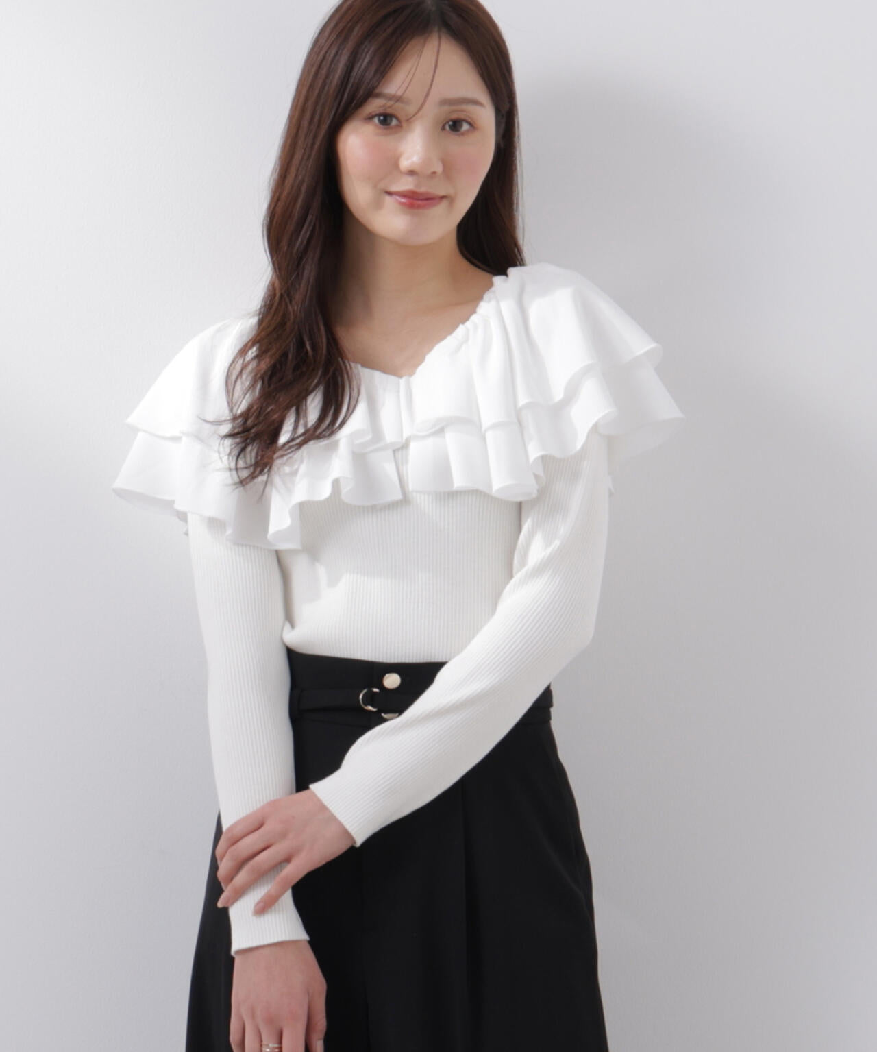 ボリュームラッフルニット【ピンク×ピンク:official site・一部店舗限定】