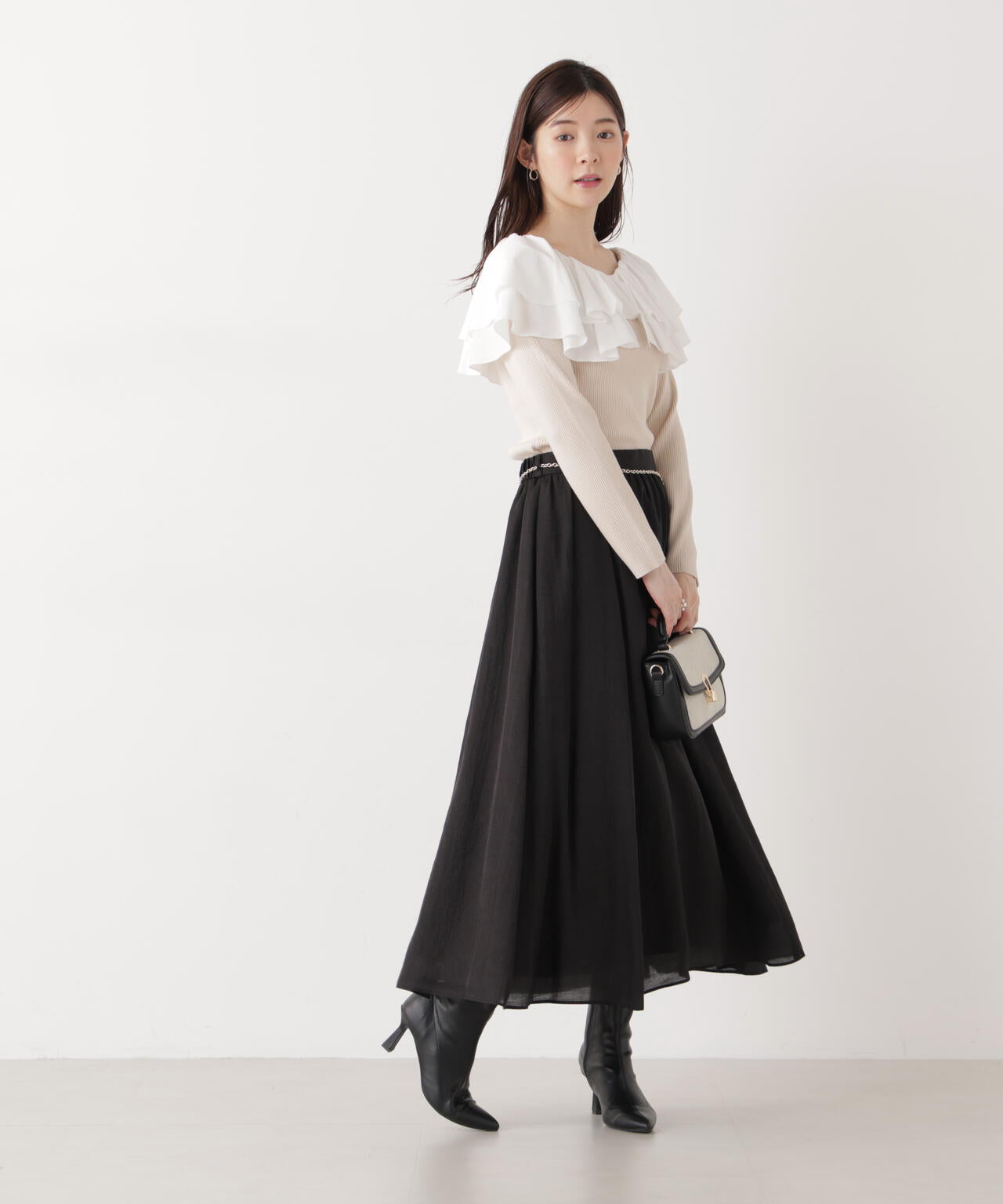 ボリュームラッフルニット【ピンク×ピンク:official site・一部店舗限定】