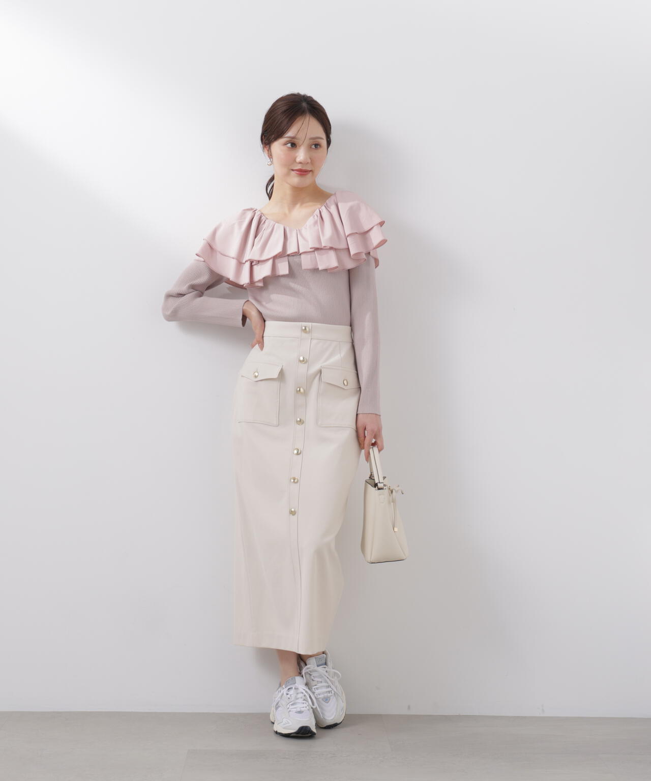 ボリュームラッフルニット【ピンク×ピンク:official site・一部店舗限定】