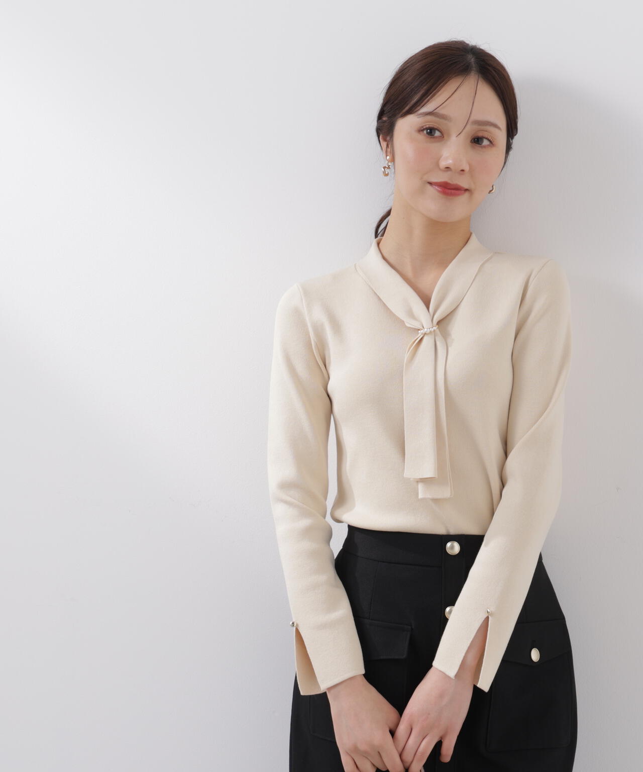 パールリングボウタイニット【グレー:official site・ZOZOTOWN・一部店舗限定】