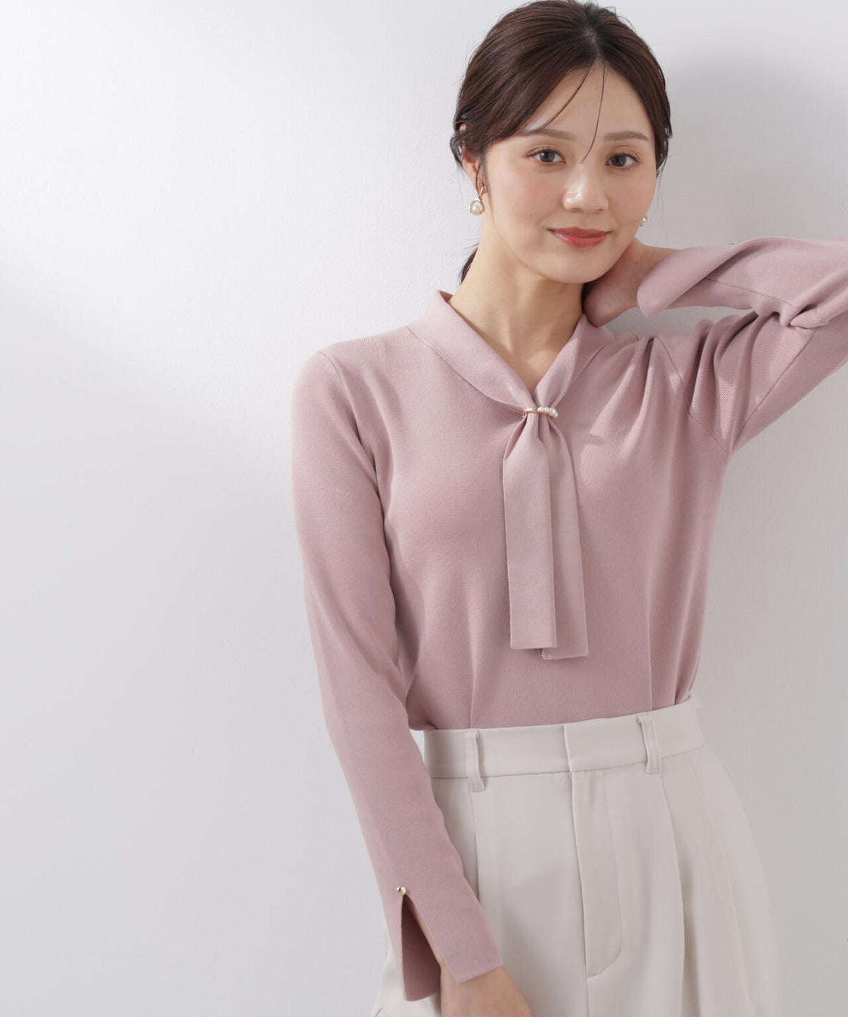 パールリングボウタイニット【グレー:official site・ZOZOTOWN・一部店舗限定】