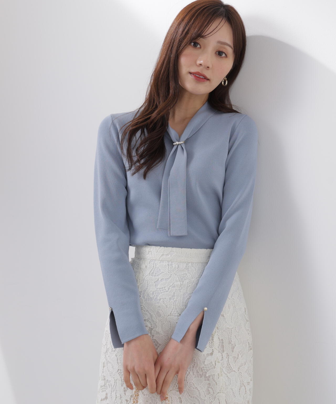 パールリングボウタイニット【グレー:official site・ZOZOTOWN・一部店舗限定】