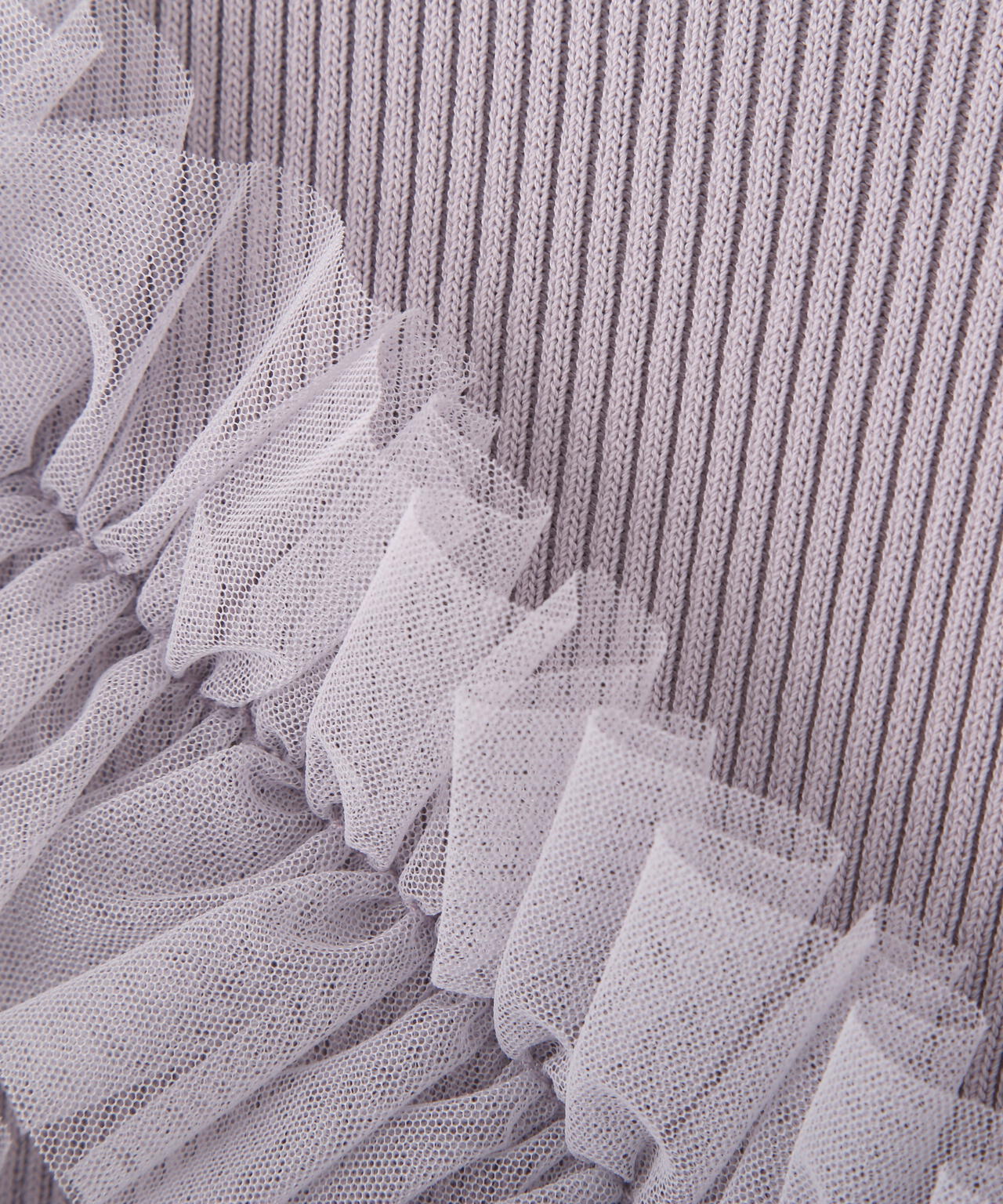 チュールフリル付きニット