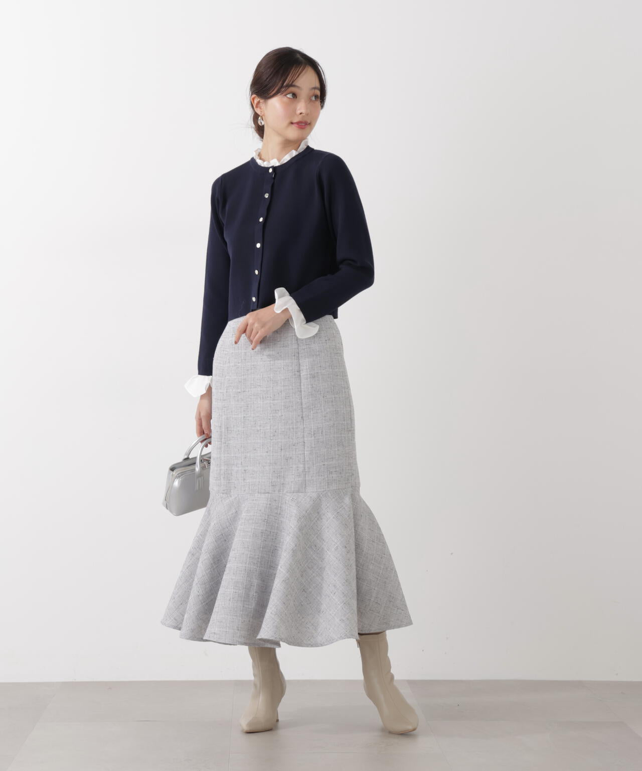 フリルショートカーディガン