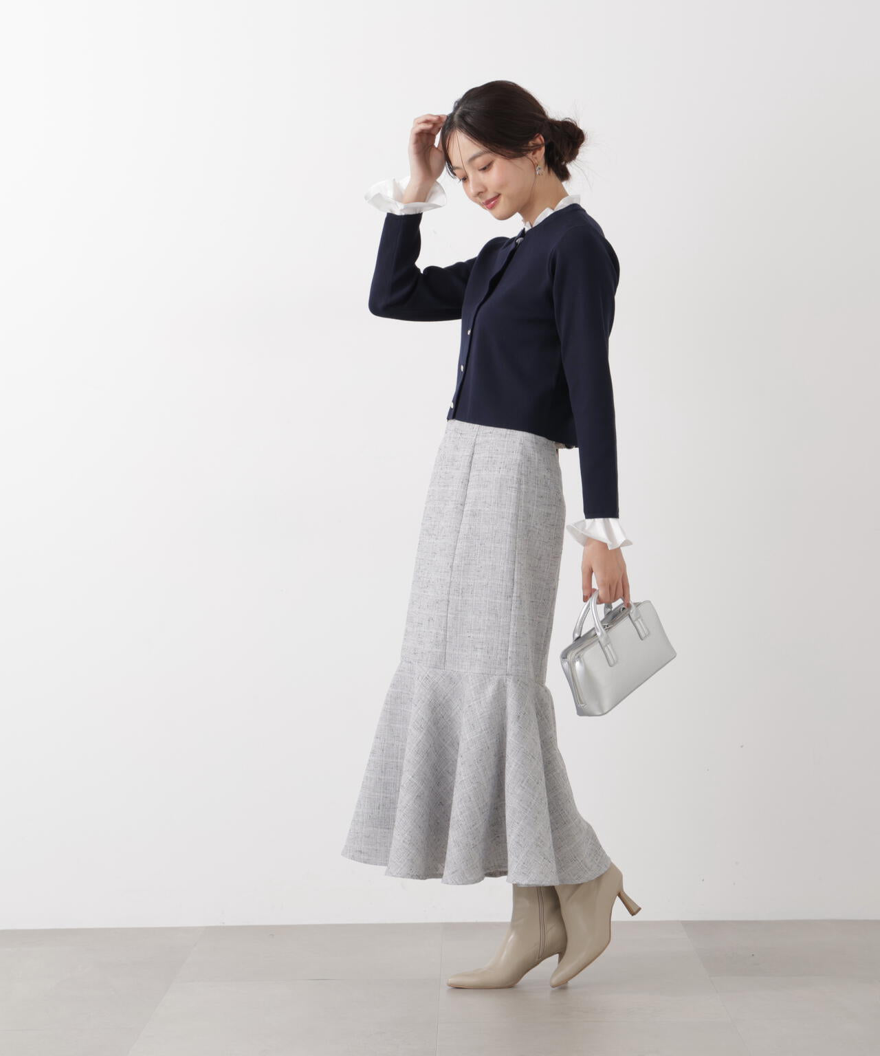 フリルショートカーディガン