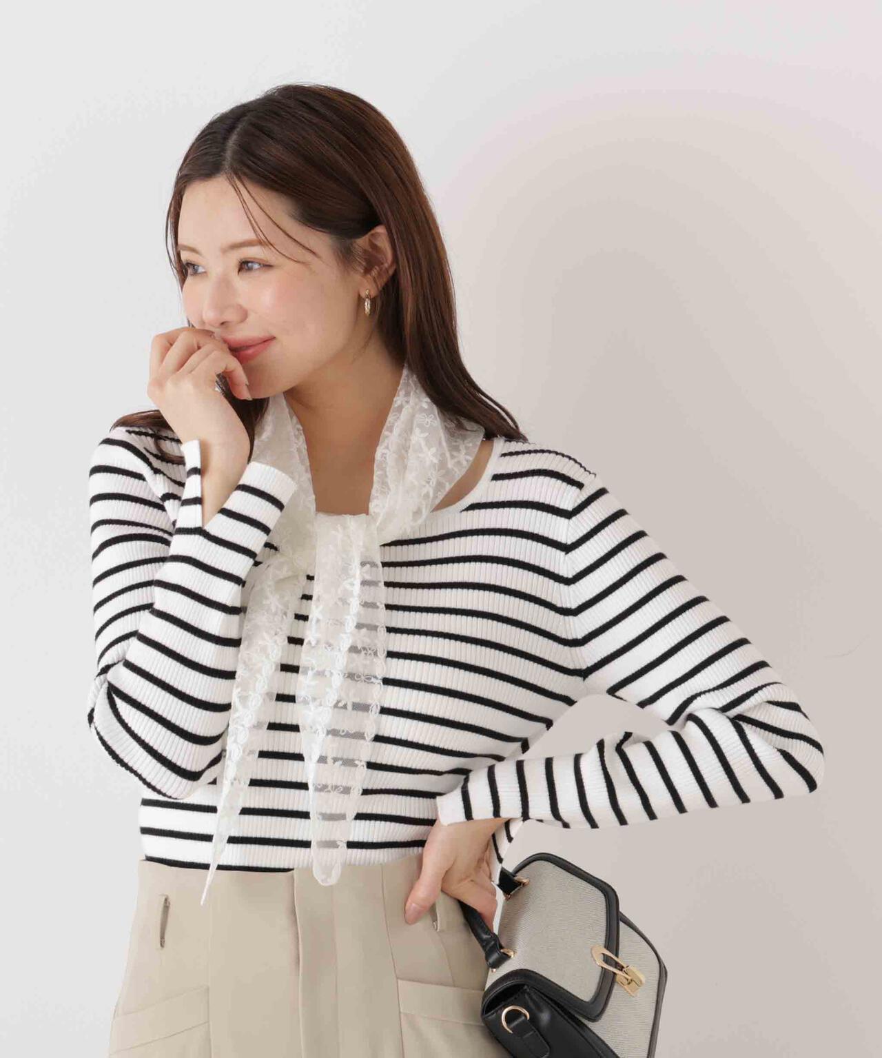 《EDIT COLOGNE》レーススカーフ付きリブニット【ホワイト×ブラックボーダー:official site・ZOZO・一部店舗限定】