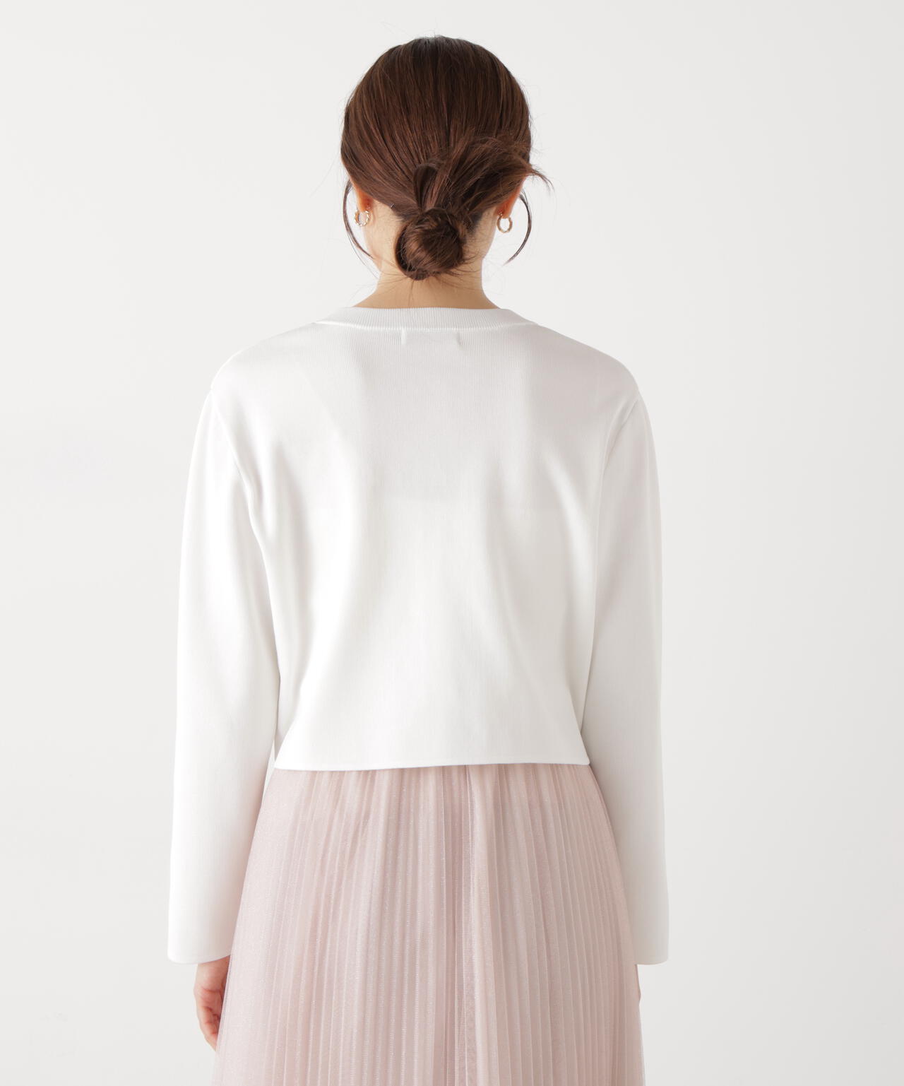 〈a/mie〉シルク混ニットカーディガン