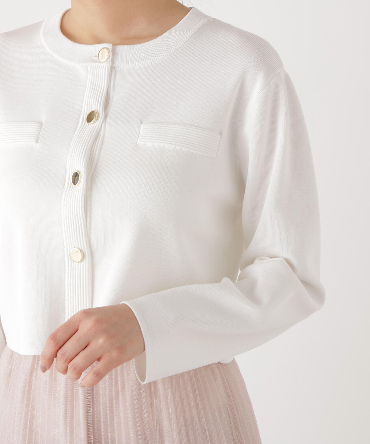 〈a/mie〉シルク混ニットカーディガン