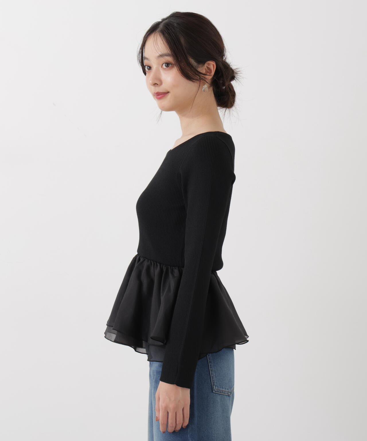 〈a/mie〉シアーペプラムリブニット