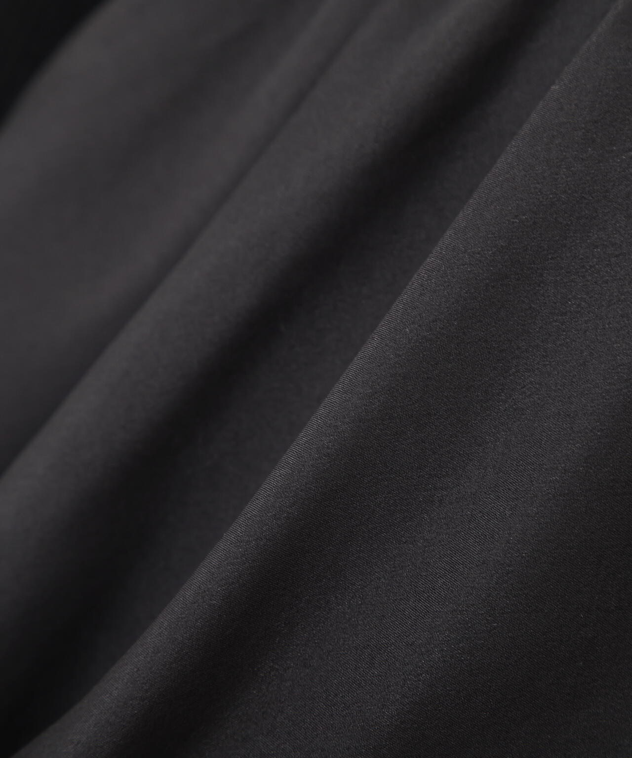 〈a/mie〉シアーペプラムリブニット