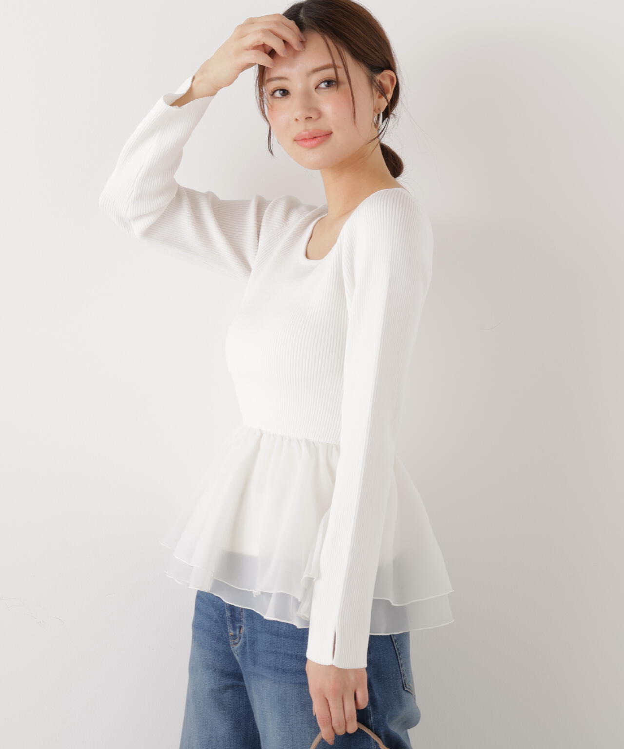 〈a/mie〉シアーペプラムリブニット