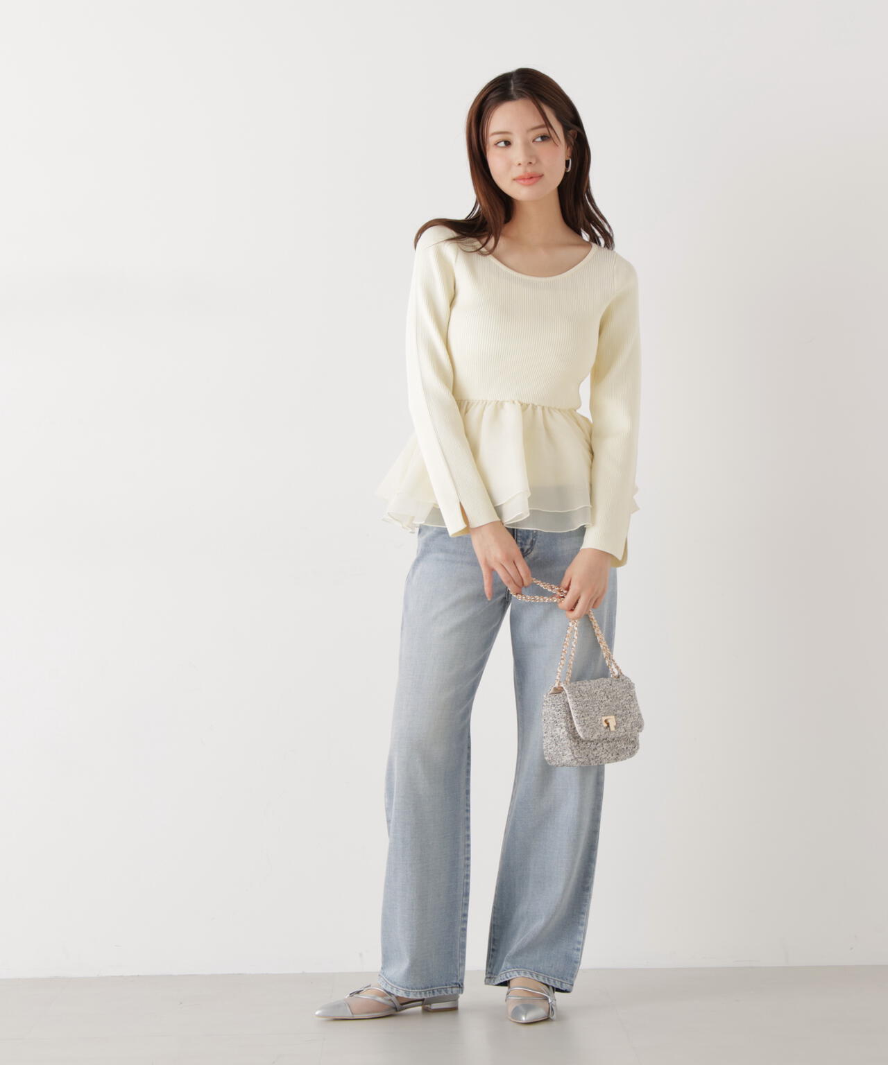 〈a/mie〉シアーペプラムリブニット