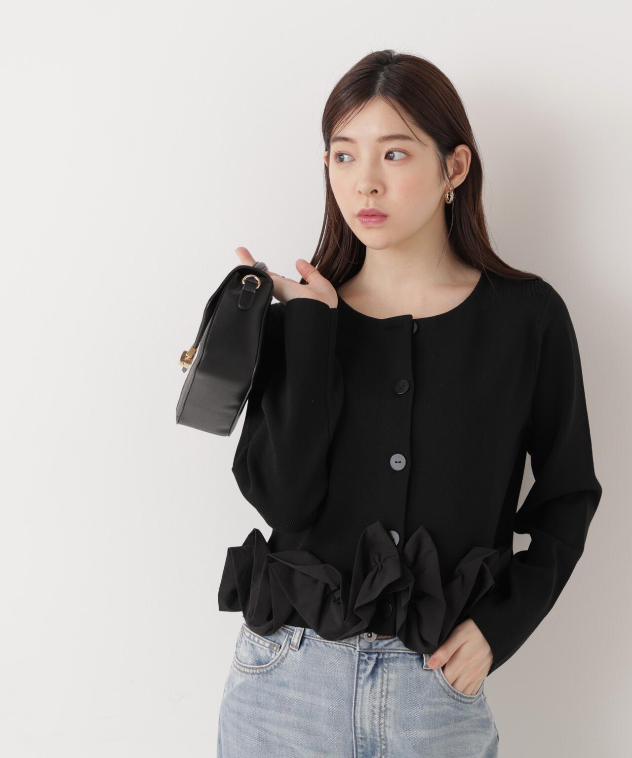 〈a/mie〉ホイップペプラムニット