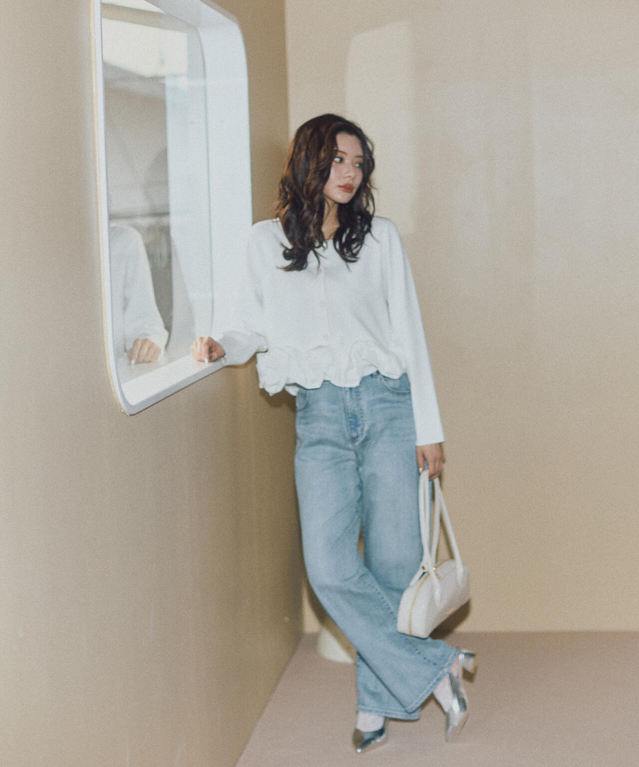 〈a/mie〉ホイップペプラムニット