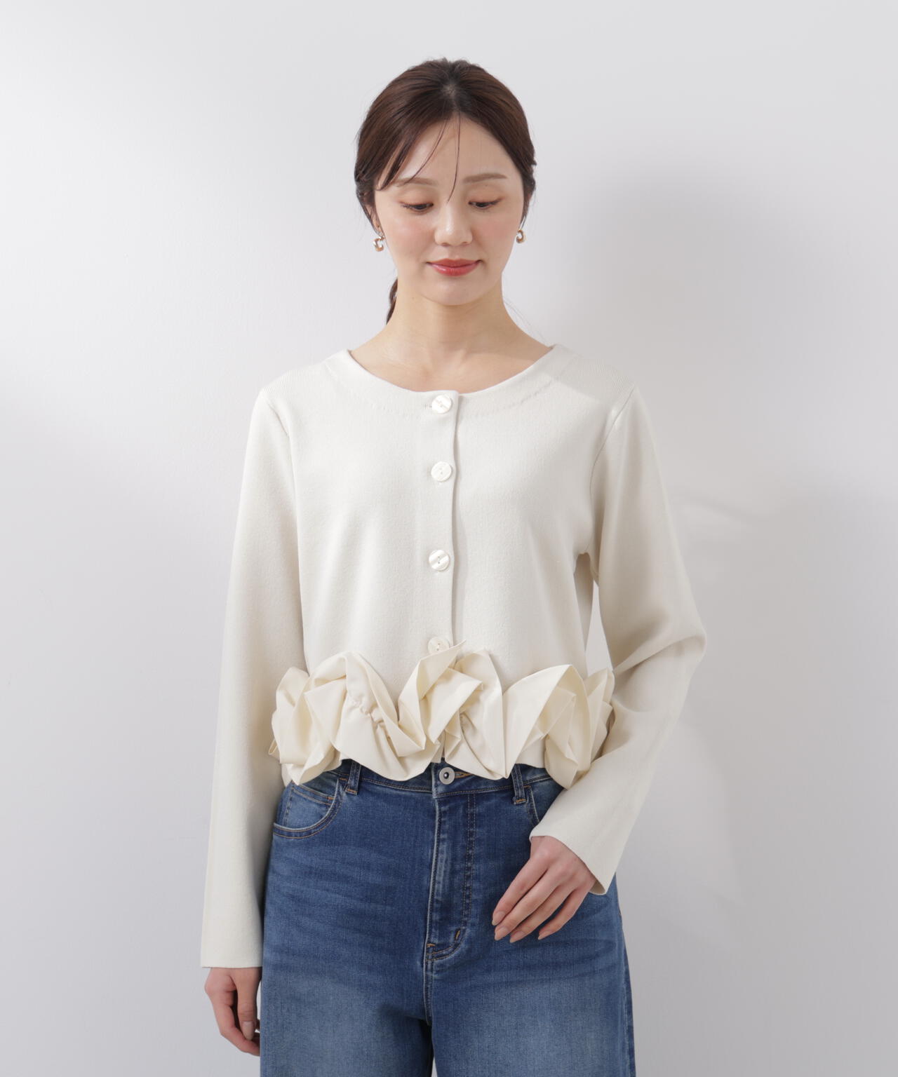 〈a/mie〉ホイップペプラムニット