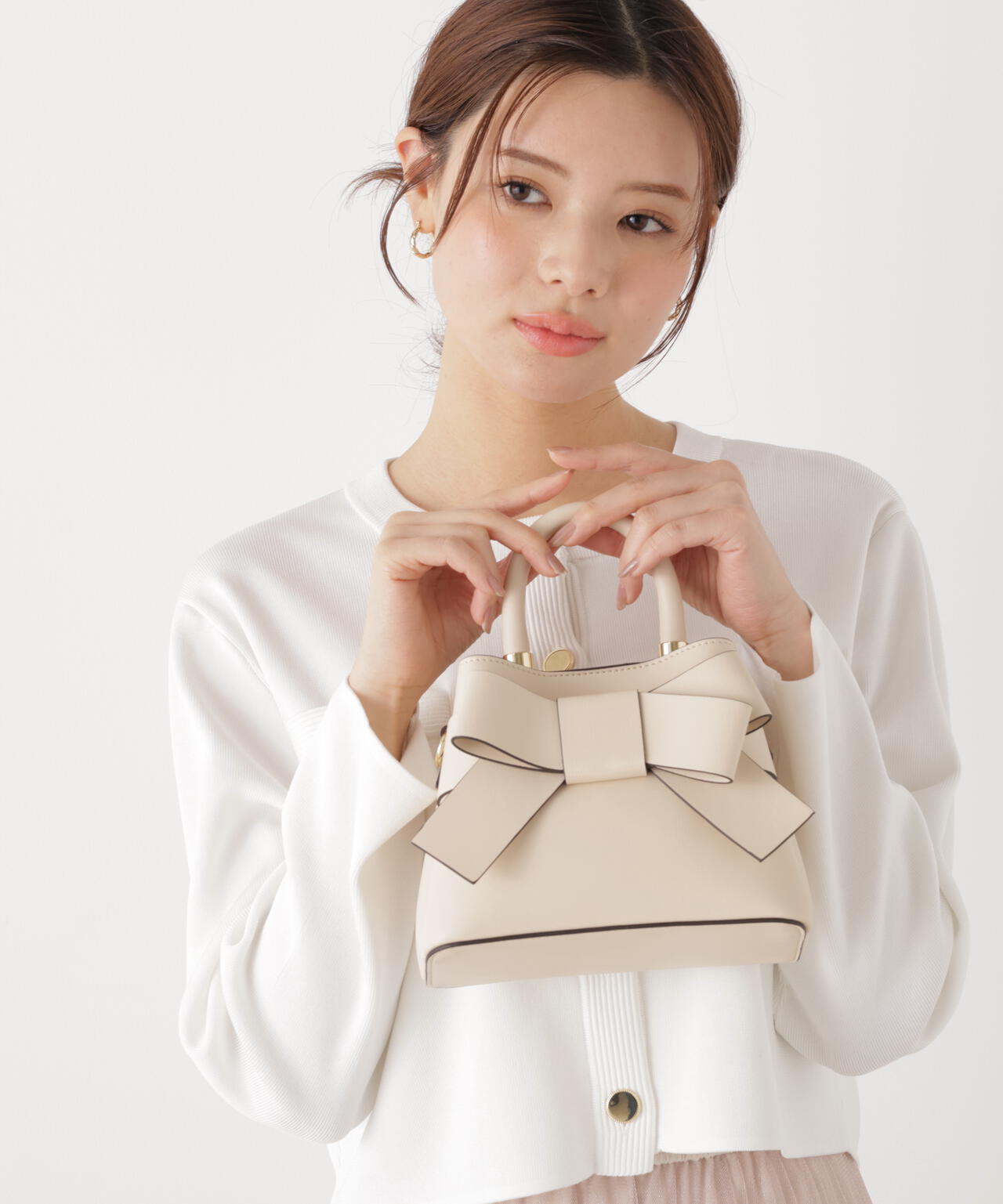 フロントリボンバッグミニ【ブラック・アイボリー:official site・ZOZOTOWN・一部店舗限定】