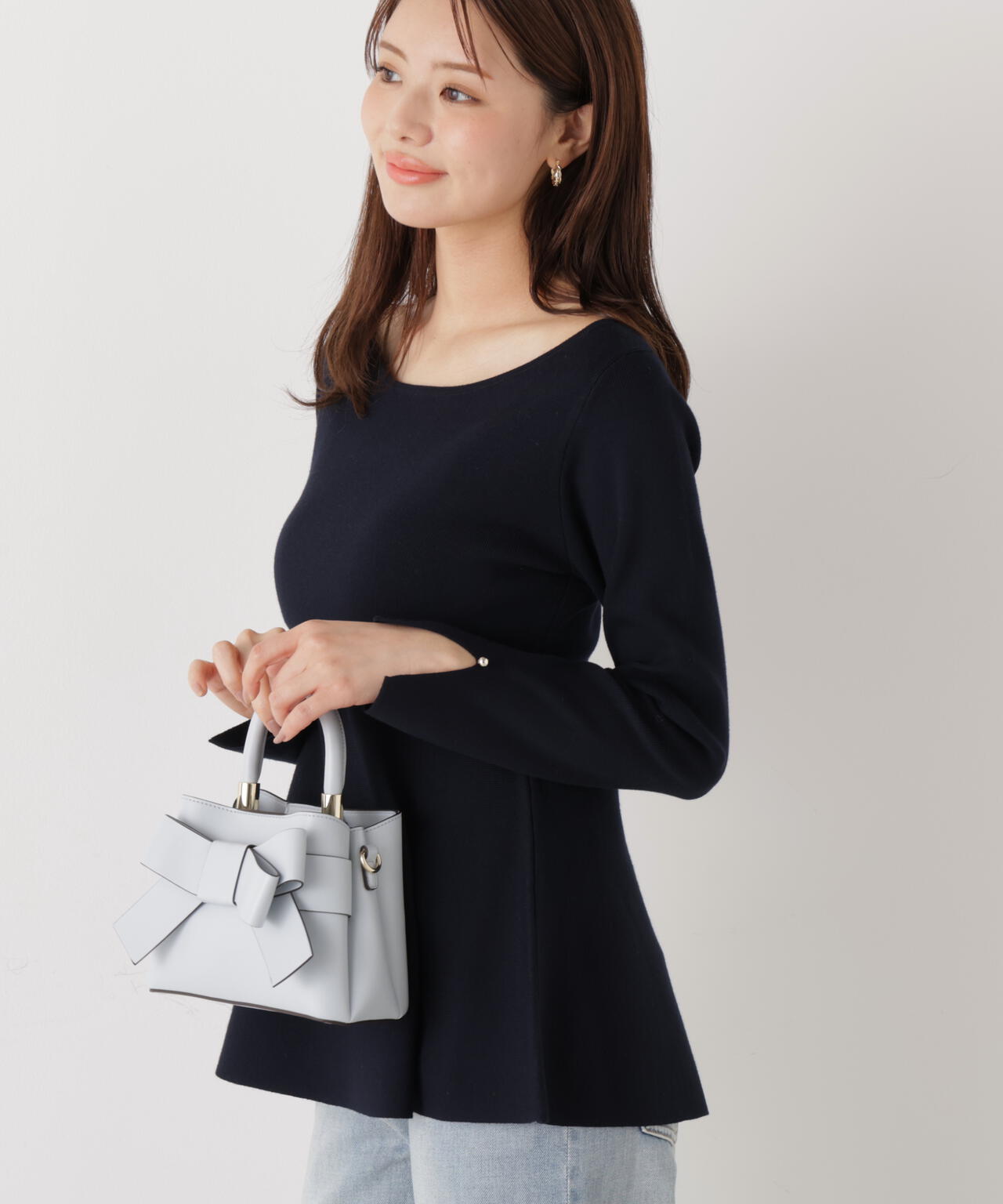 フロントリボンバッグミニ【ブラック・アイボリー:official site・ZOZOTOWN・一部店舗限定】