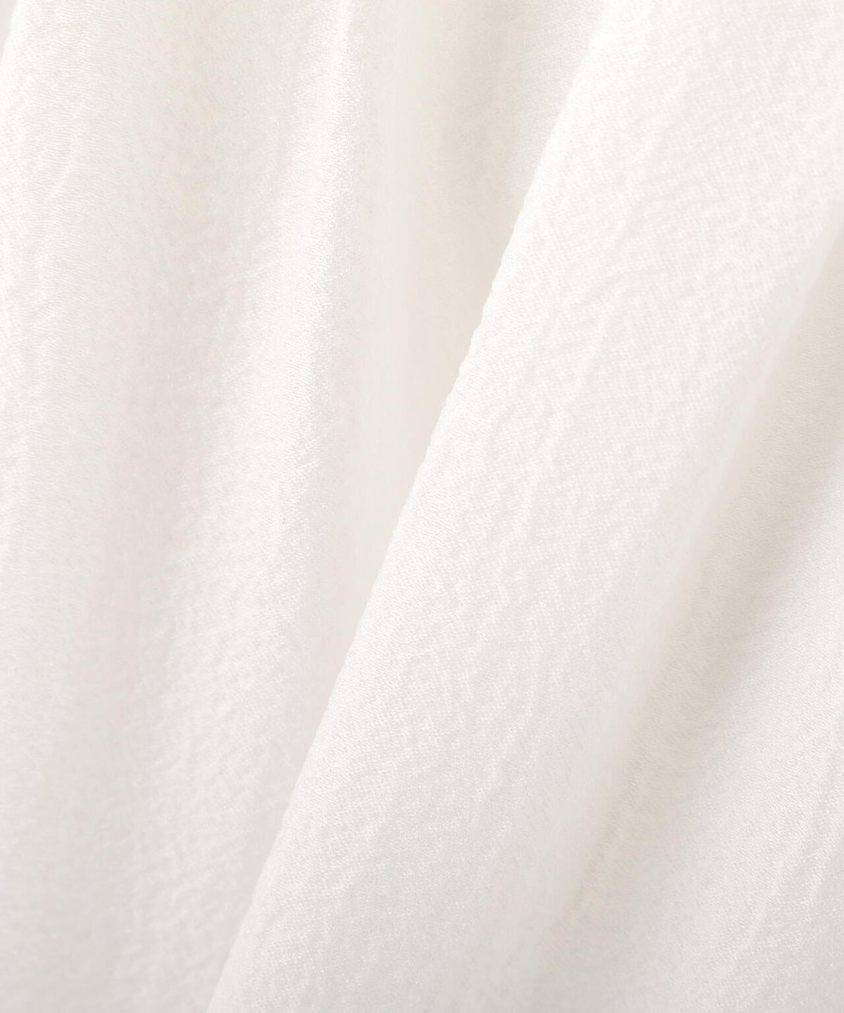 ラッフルスリーブブラウス