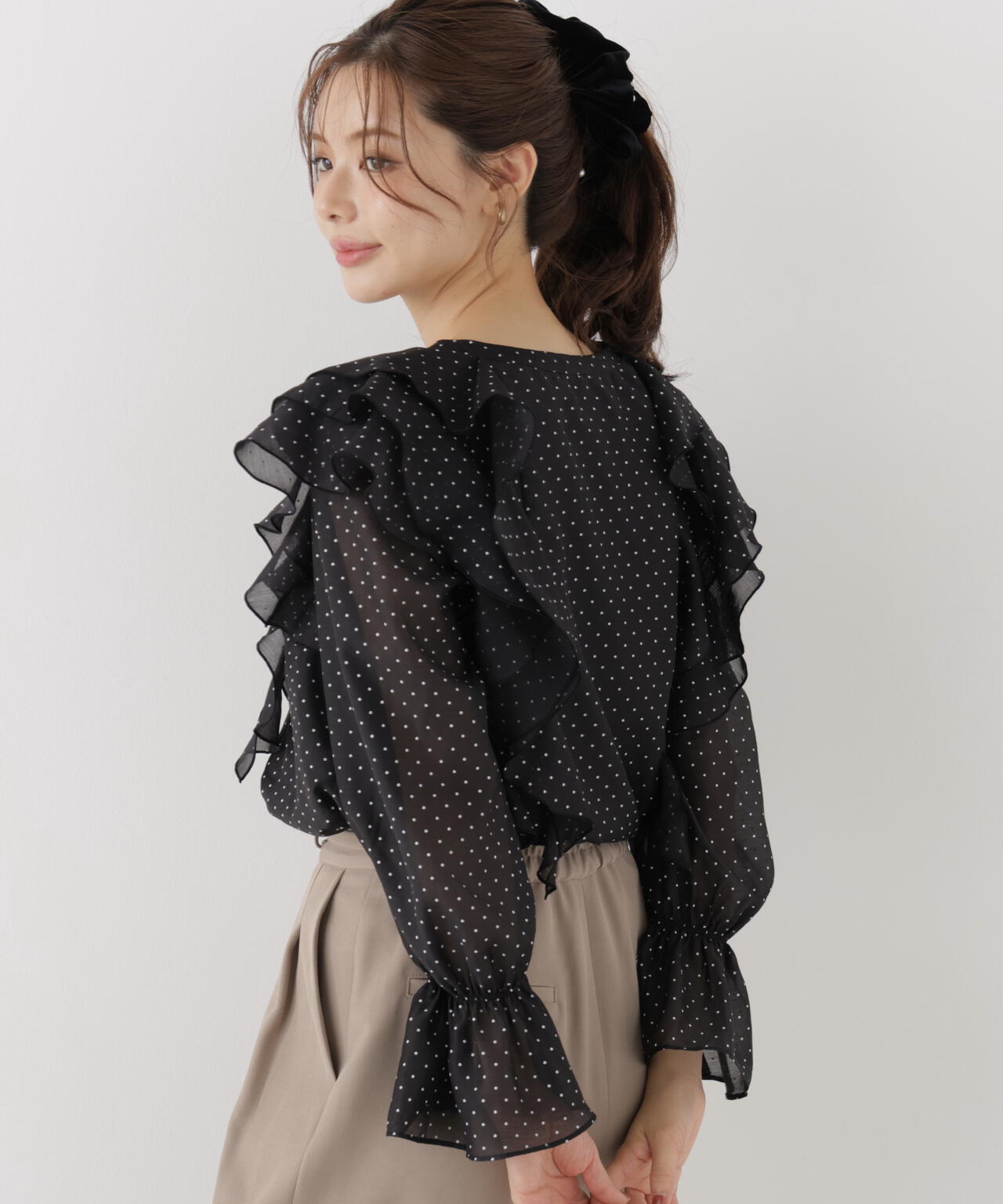 165cm 着用サイズ:FR
