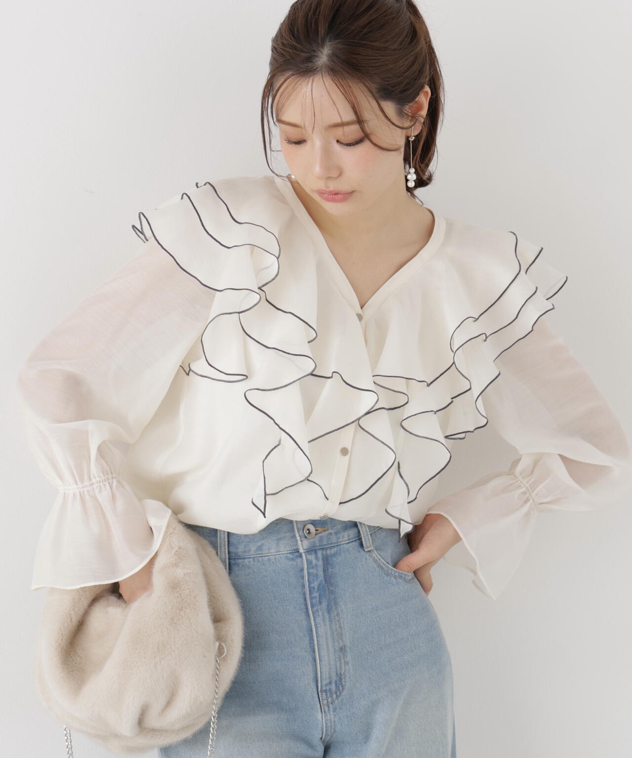165cm 着用サイズ:FR