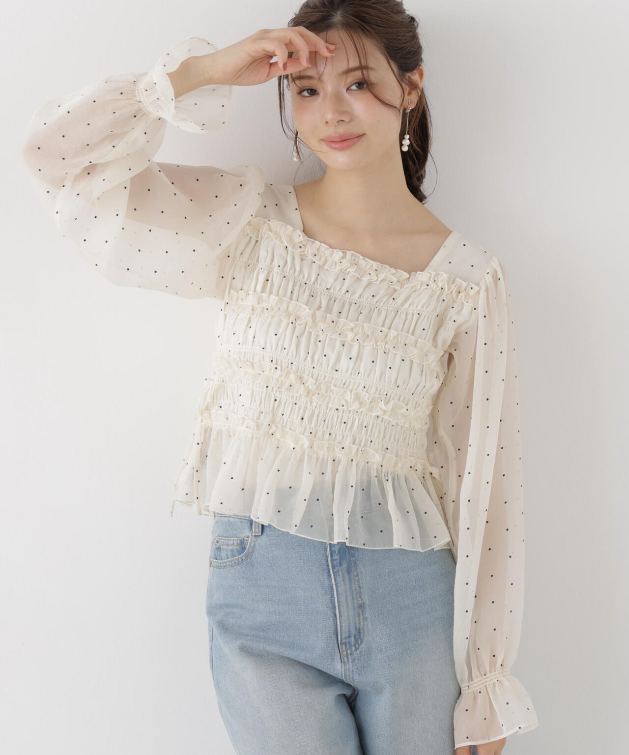 165cm 着用サイズ:FR