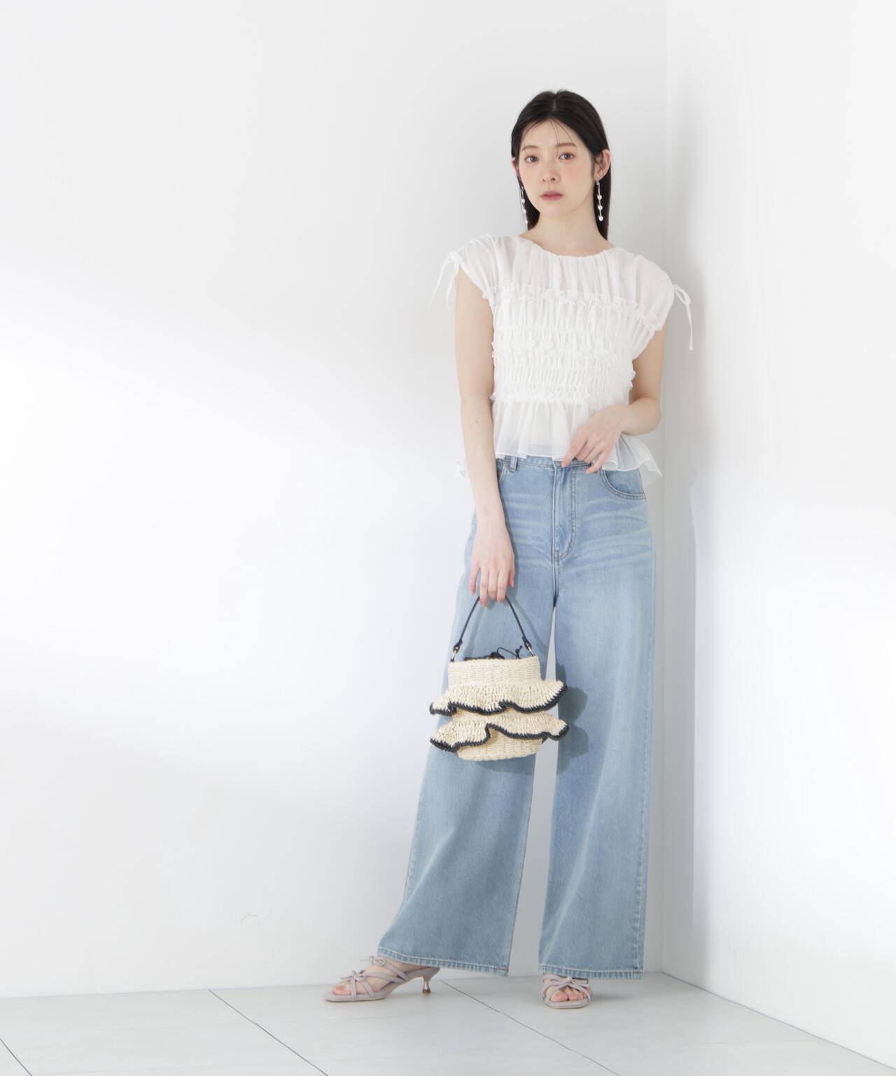 <青島心さん着用>〈a/mie〉シャーリングフリルブラウス