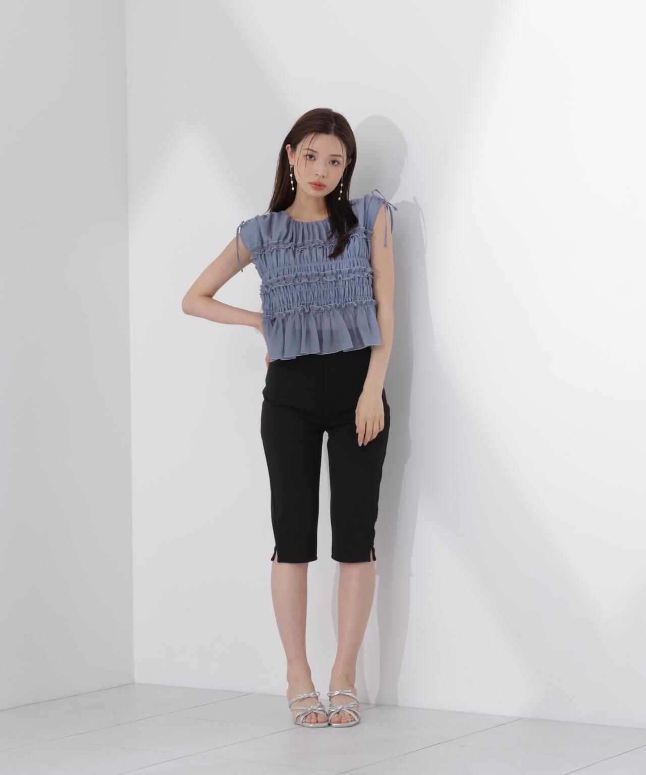 165cm 着用サイズ:FR