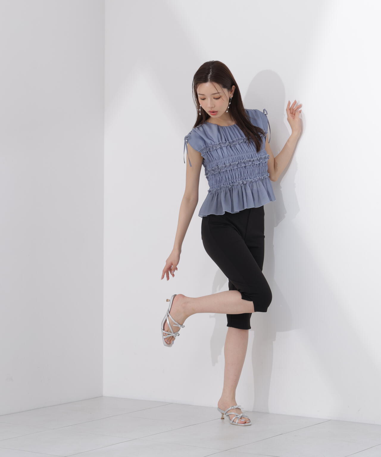 165cm 着用サイズ:FR