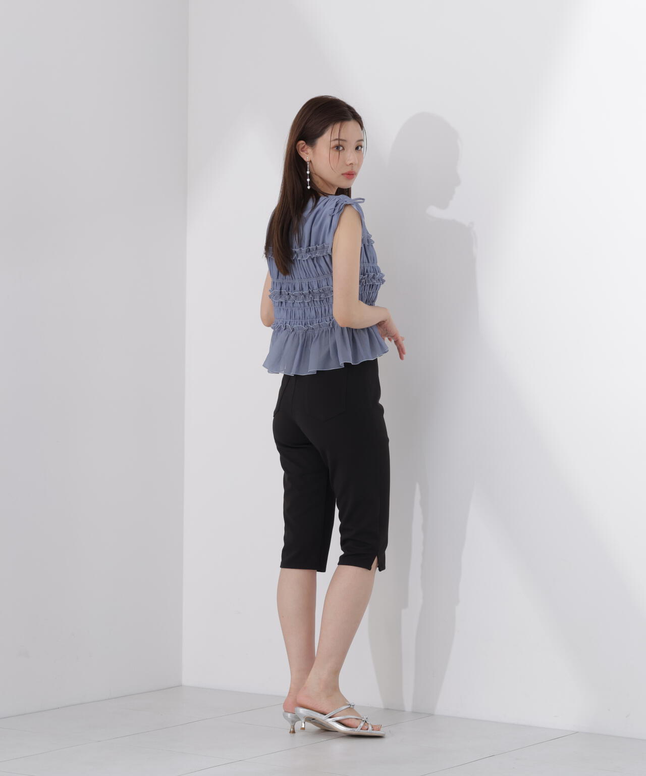 165cm 着用サイズ:FR