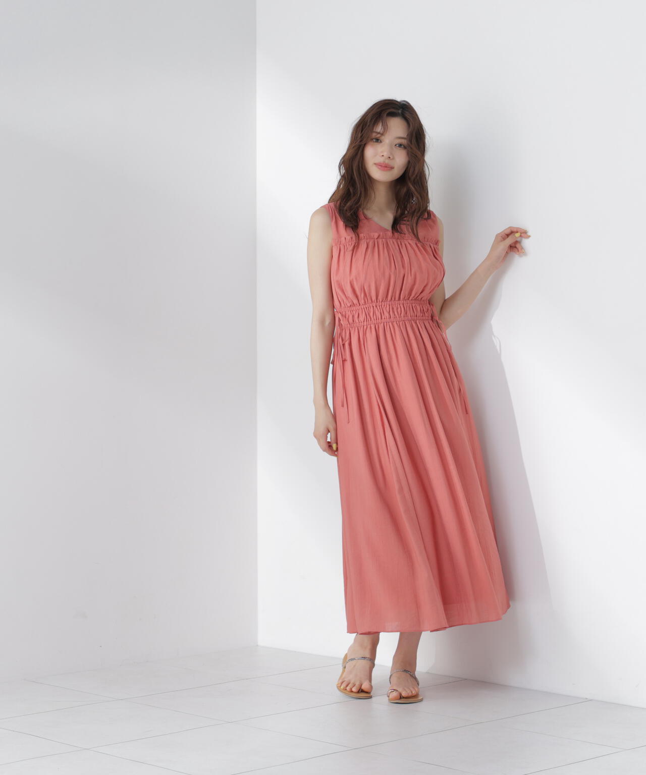 165cm B:82 W:59 H:86 S:25cm 着用サイズ:M