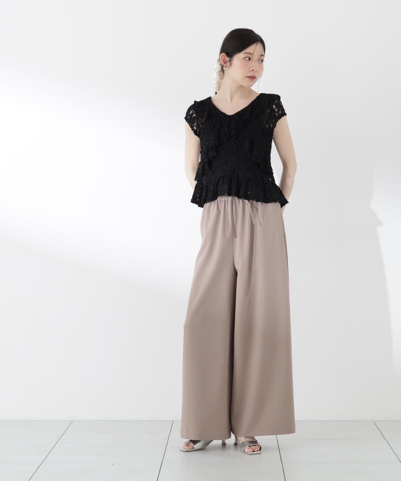 167cm 着用サイズ:FR