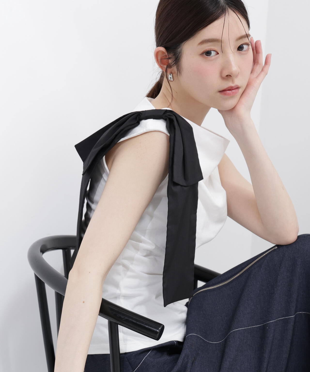 165cm B:82 W:59 H:86 S:25cm 着用サイズ:M