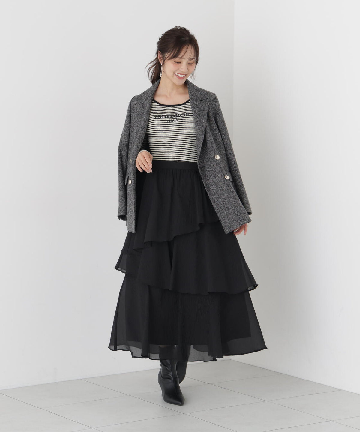 166cm B:78 W:56 H:83 S:24.5cm 着用サイズ:FR